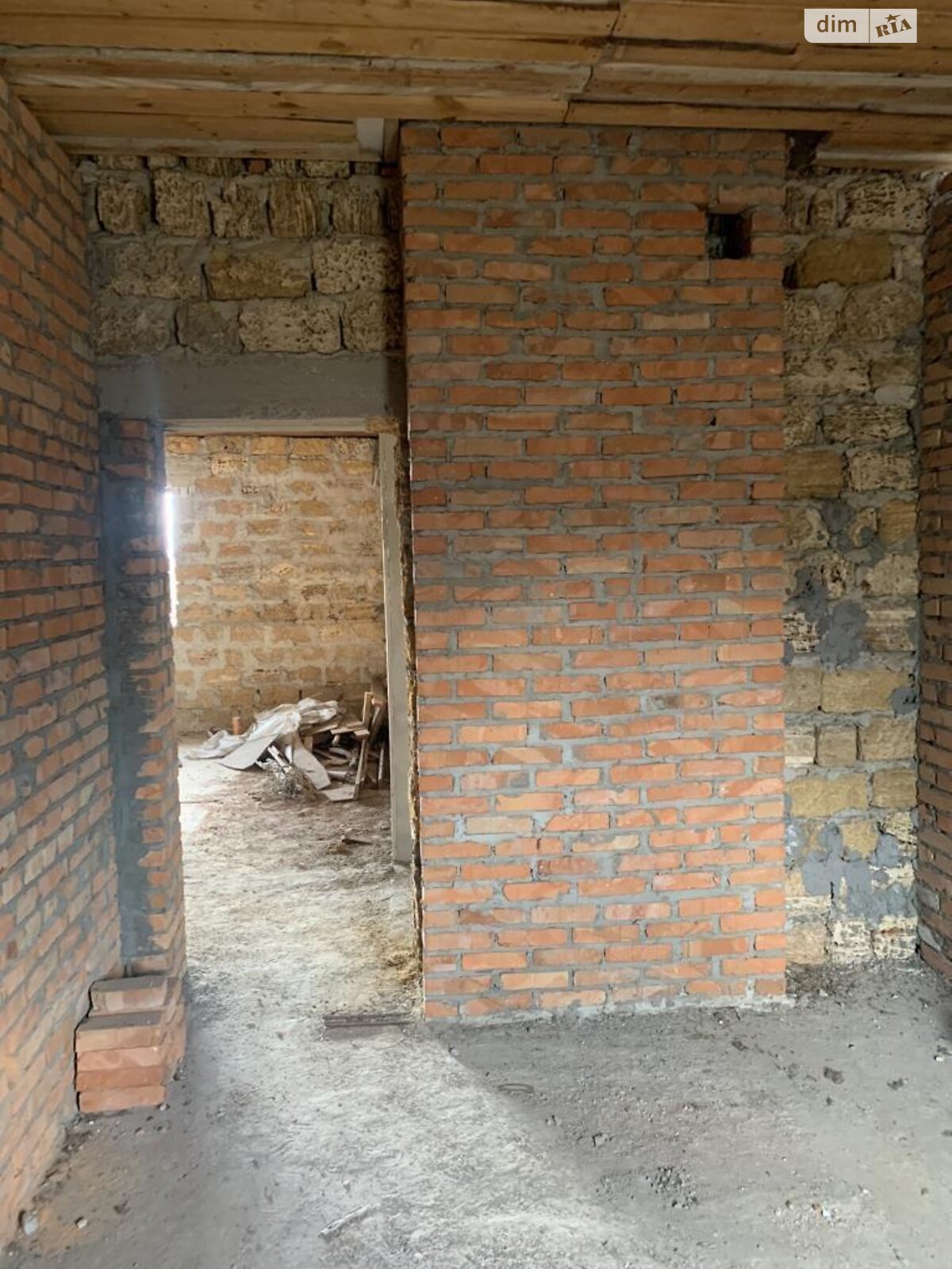 двухэтажный дом, 230 кв. м, кирпич. Продажа в Юровке фото 1