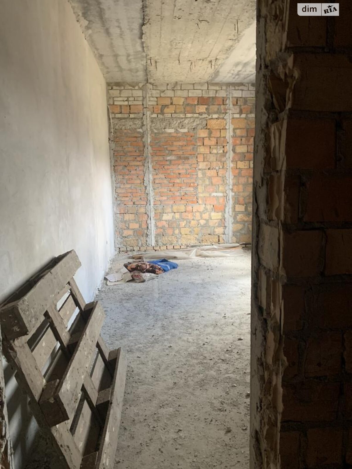 двухэтажный дом, 230 кв. м, кирпич. Продажа в Юровке фото 1