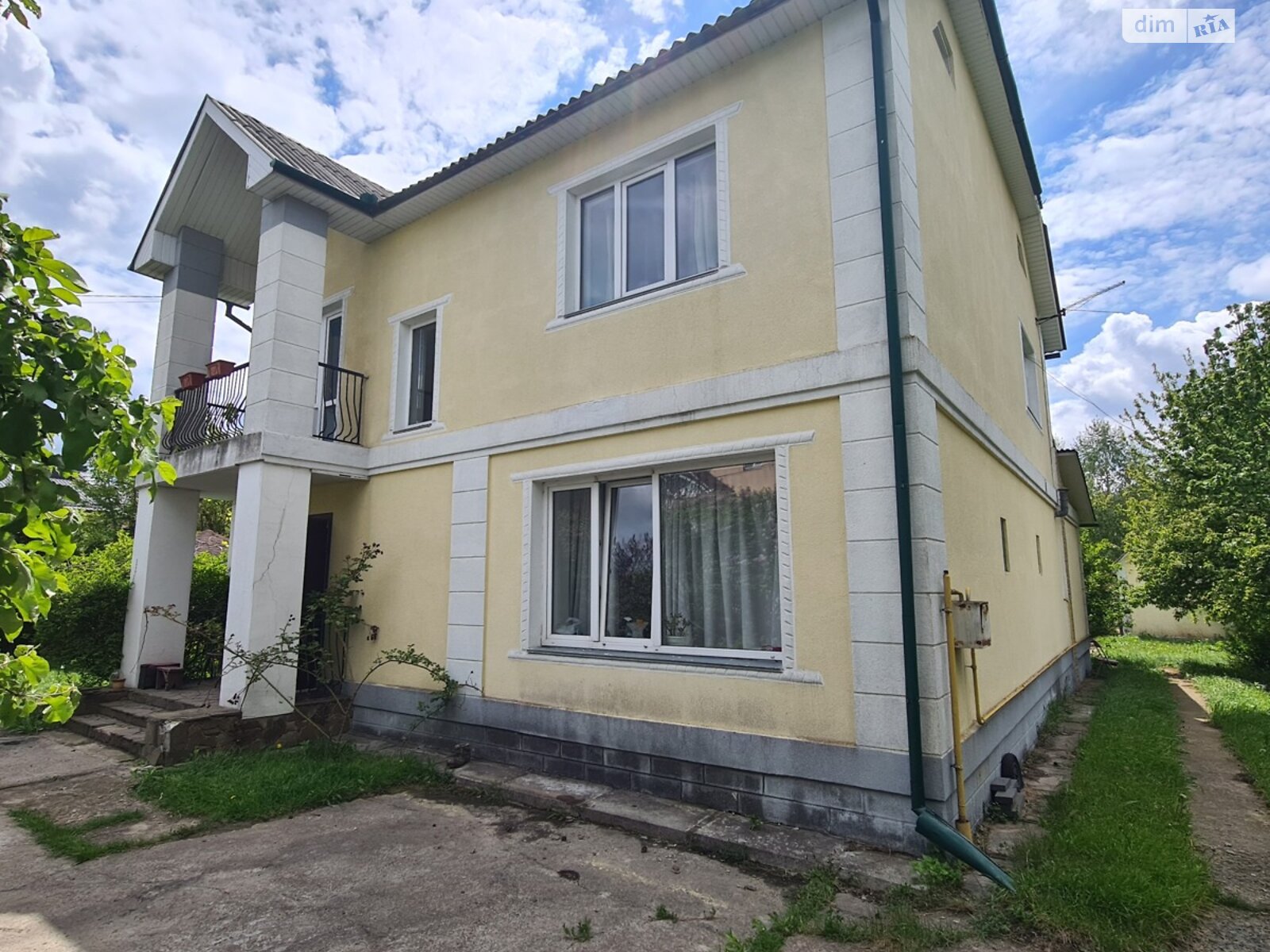 двухэтажный дом с отоплением, 190 кв. м, кирпич. Продажа в Юровке фото 1 двухэтажный дом с отоплением, 190 кв. м, кирпич. Продажа в Юровке фото 1