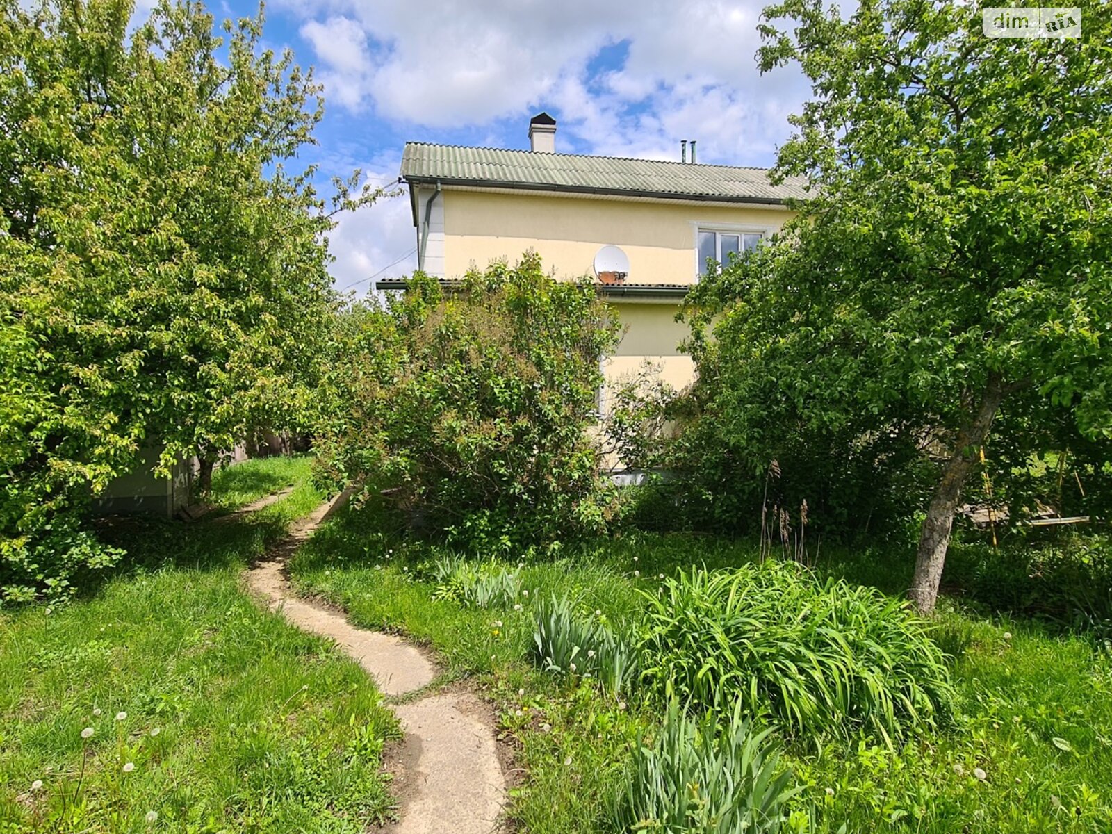 двухэтажный дом с отоплением, 190 кв. м, кирпич. Продажа в Юровке фото 1 двухэтажный дом с отоплением, 190 кв. м, кирпич. Продажа в Юровке фото 1