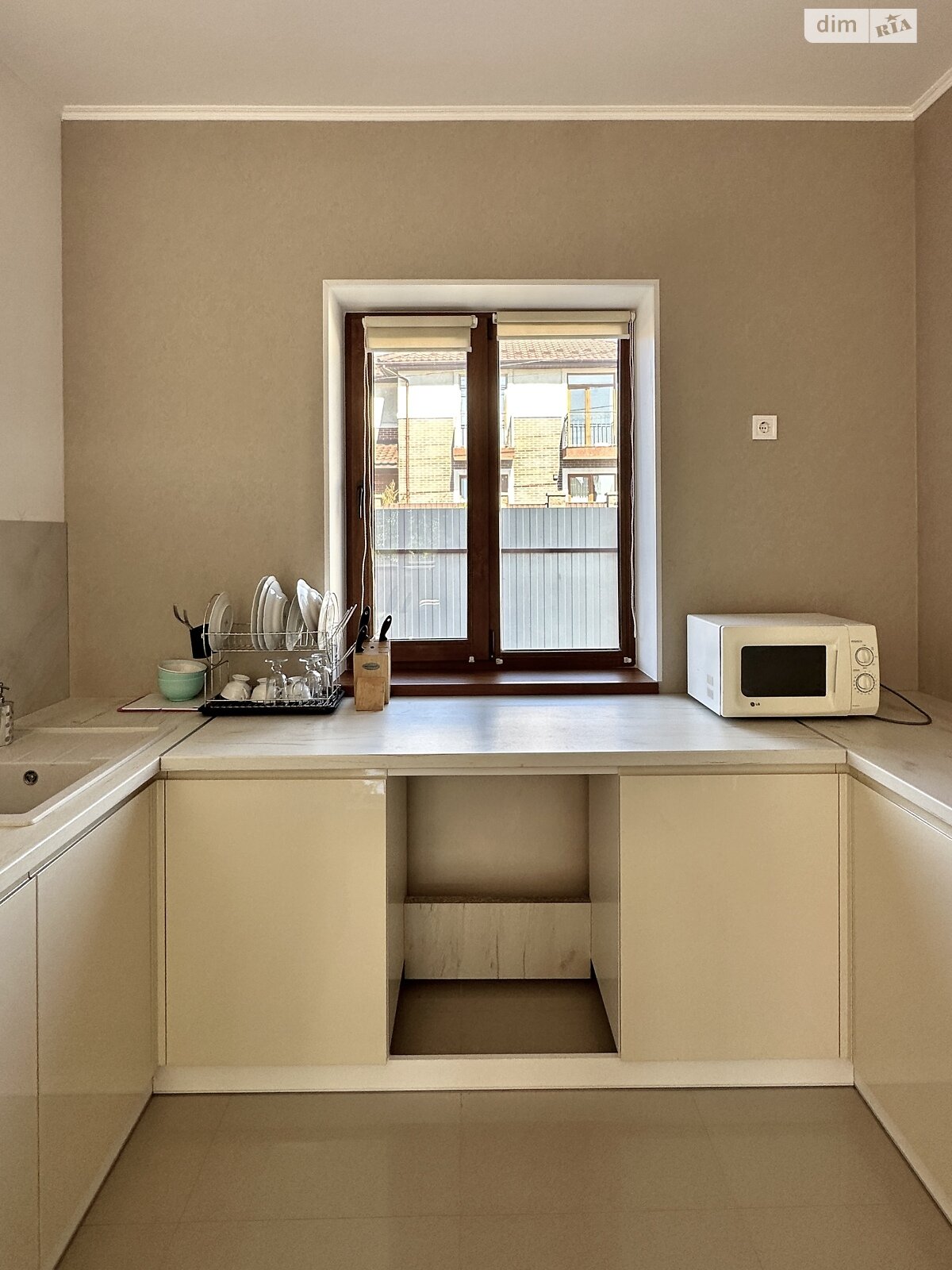 двухэтажный дом с верандой, 133.4 кв. м, пеноблок. Продажа в Юровке фото 1