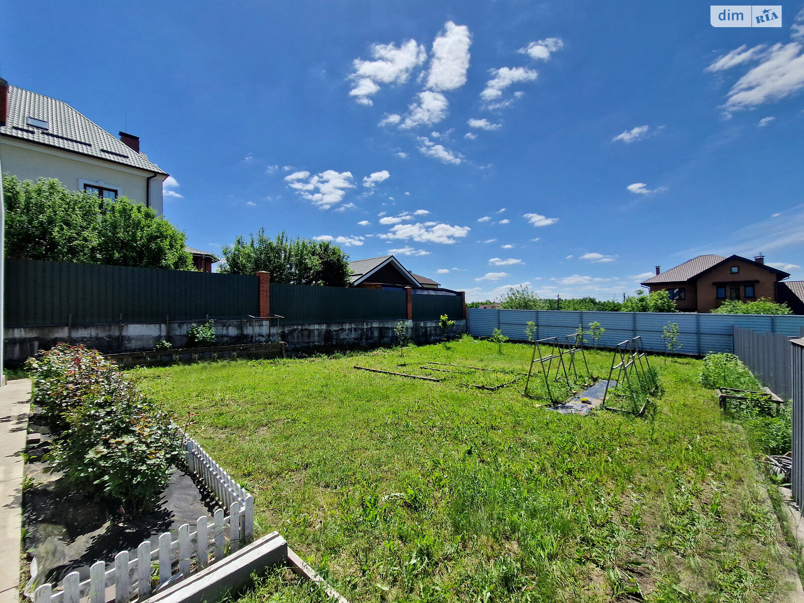 одноэтажный дом с ремонтом, 103.6 кв. м, газобетон. Продажа в Юровке фото 1 одноэтажный дом с ремонтом, 103.6 кв. м, газобетон. Продажа в Юровке фото 1