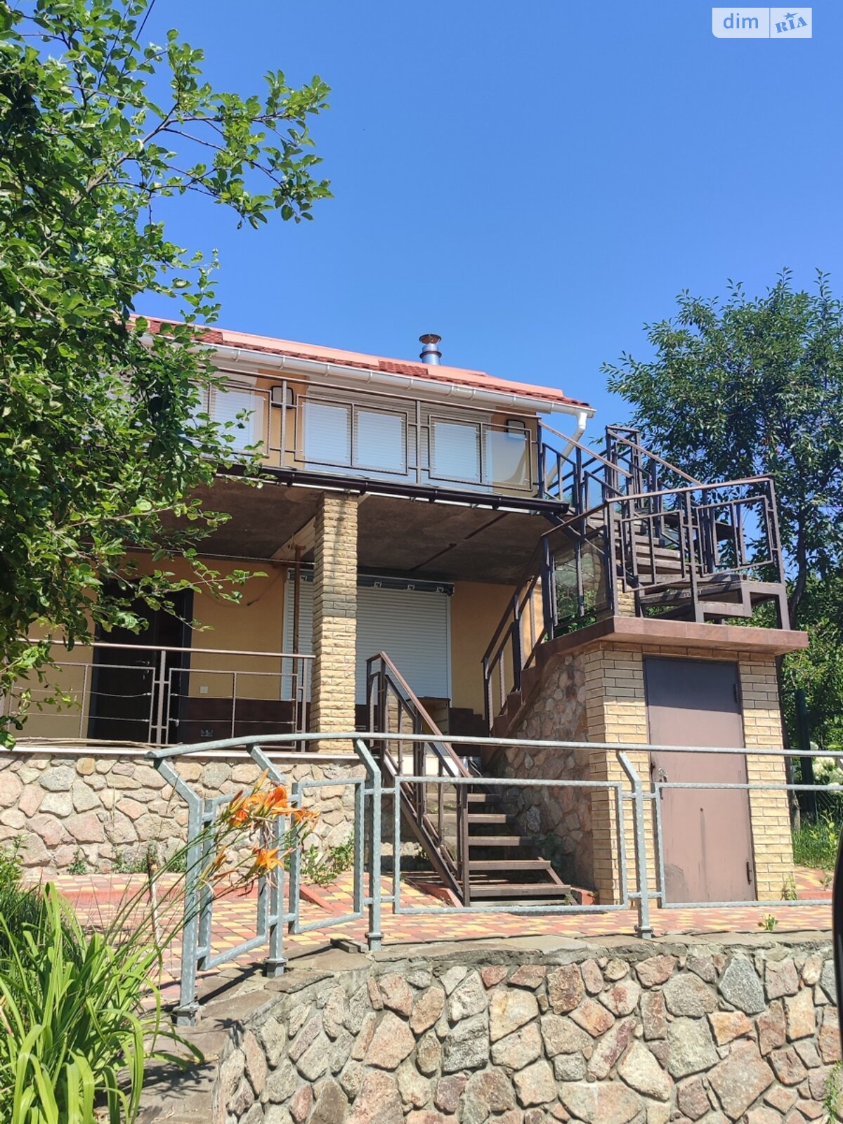двухэтажный дом с гаражом, 78.9 кв. м, керамзитобетон. Продажа в Гребенях фото 1 двухэтажный дом с гаражом, 78.9 кв. м, керамзитобетон. Продажа в Гребенях фото 1