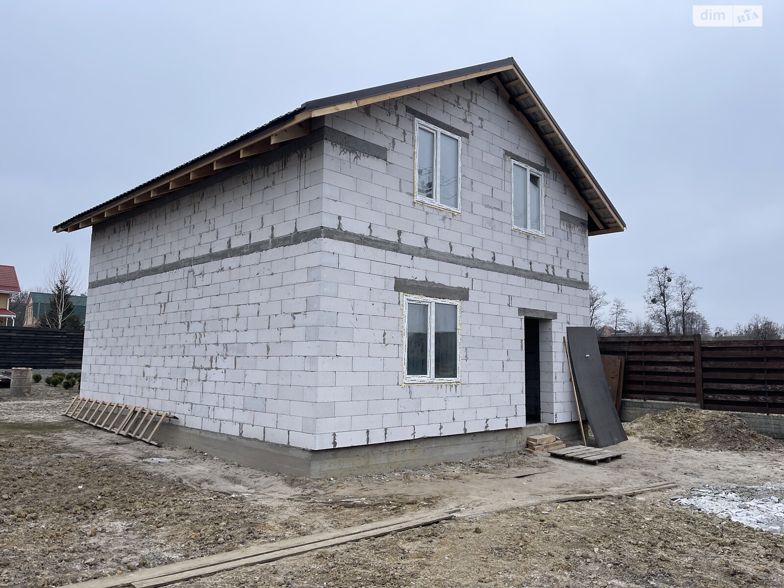 двоповерховий будинок, 110 кв. м, цегла. Продаж у Забуччі фото 1 двоповерховий будинок, 110 кв. м, цегла. Продаж у Забуччі фото 1