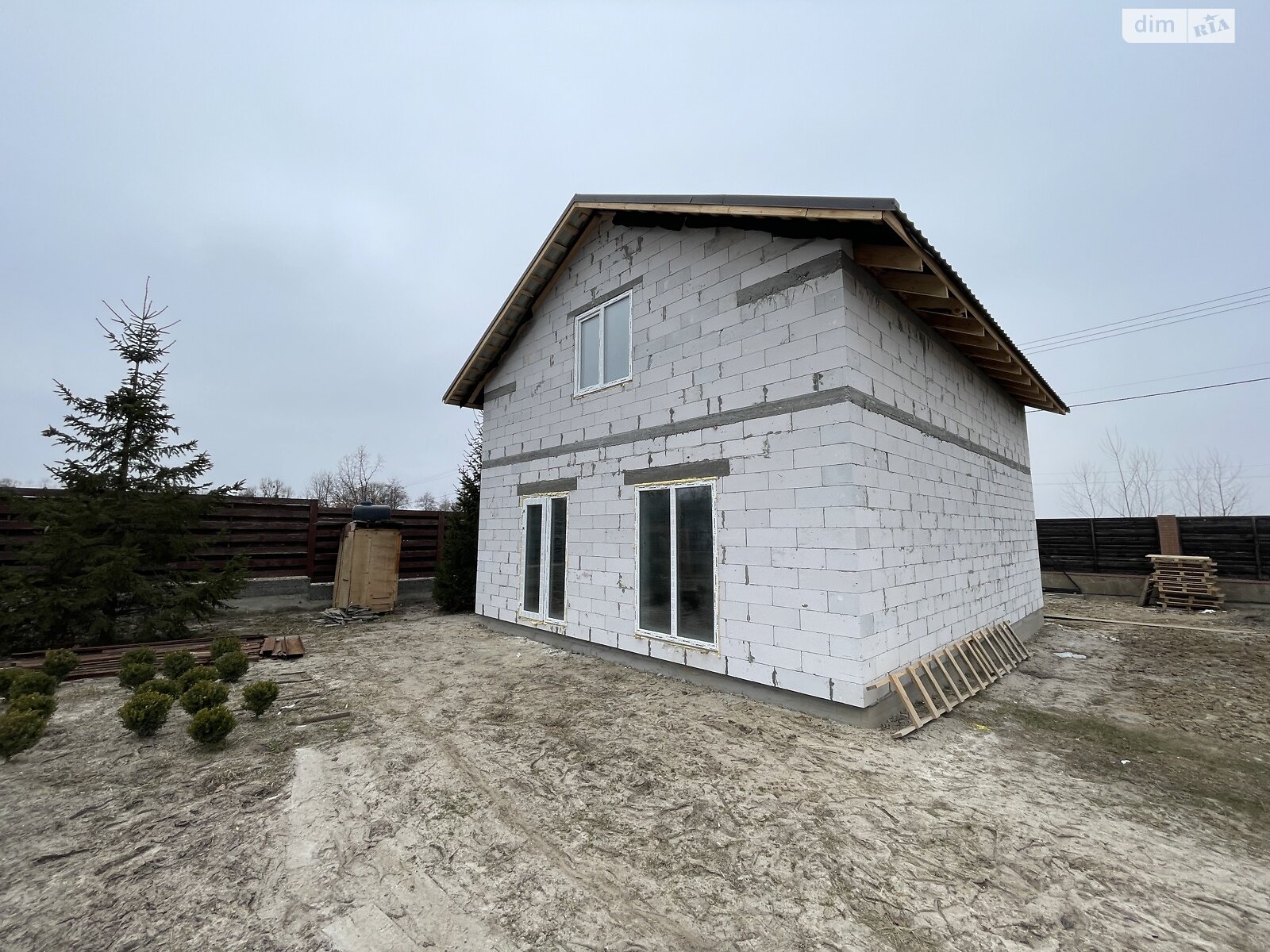 двоповерховий будинок, 110 кв. м, цегла. Продаж у Забуччі фото 1 двоповерховий будинок, 110 кв. м, цегла. Продаж у Забуччі фото 1