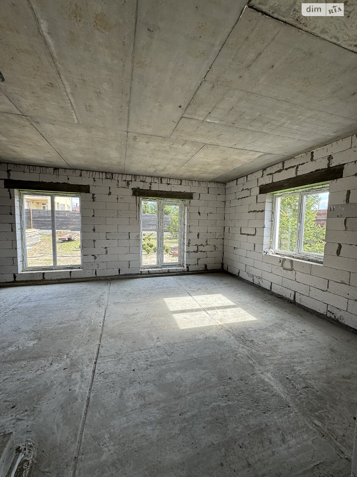 двоповерховий будинок, 110 кв. м, цегла. Продаж у Забуччі фото 1 двоповерховий будинок, 110 кв. м, цегла. Продаж у Забуччі фото 1