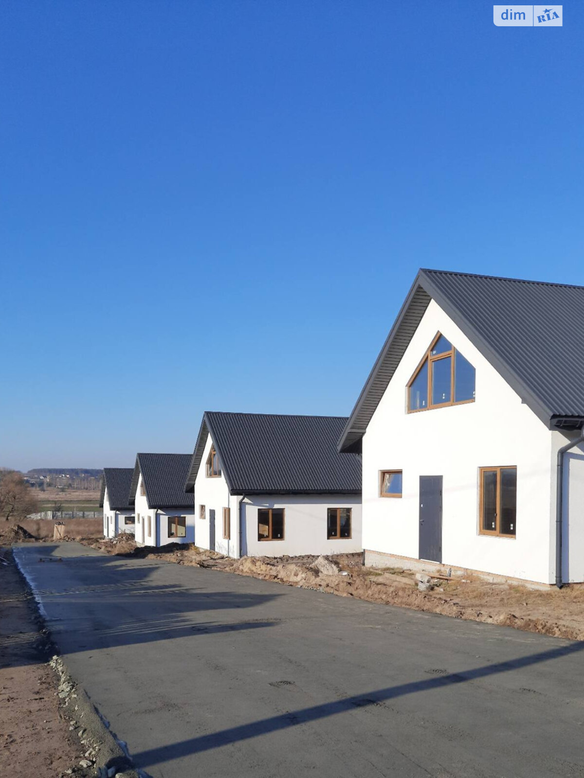 двоповерховий будинок з опаленням, 120 кв. м, кирпич. Продаж у Забуччі фото 1 двоповерховий будинок з опаленням, 120 кв. м, кирпич. Продаж у Забуччі фото 1