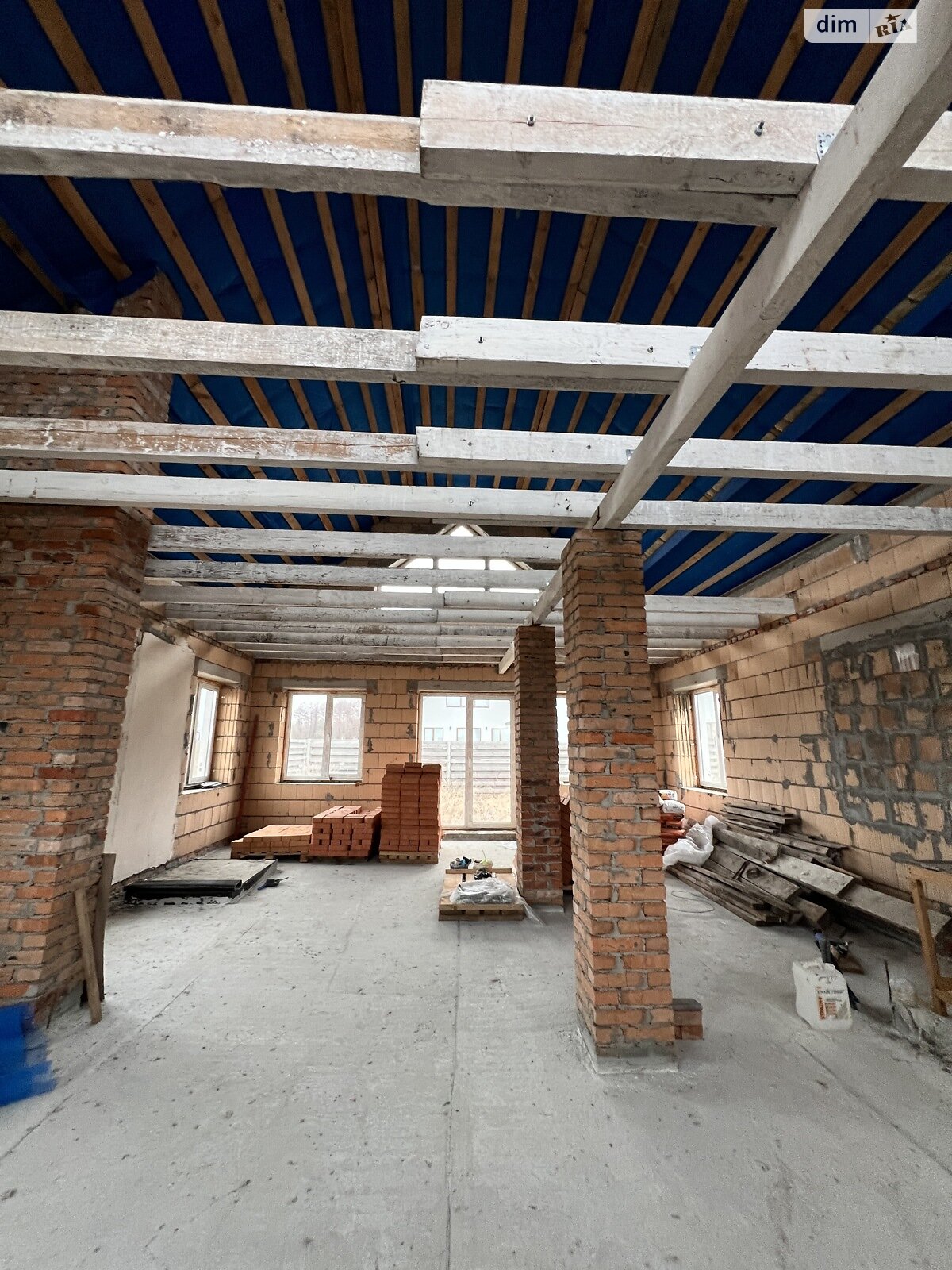 двоповерховий будинок з опаленням, 120 кв. м, цегла. Продаж у Забуччі фото 1 двоповерховий будинок з опаленням, 120 кв. м, цегла. Продаж у Забуччі фото 1