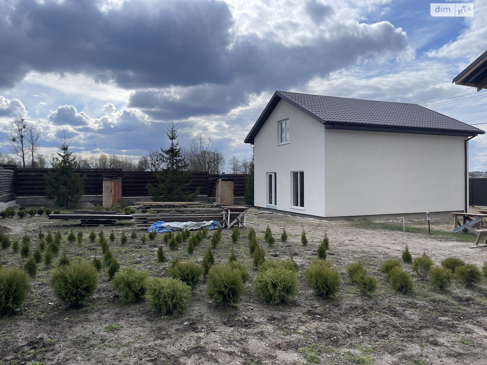 двухэтажный дом с ремонтом, 110 кв. м, газобетон. Продажа в Забучье фото 1 двухэтажный дом с ремонтом, 110 кв. м, газобетон. Продажа в Забучье фото 1
