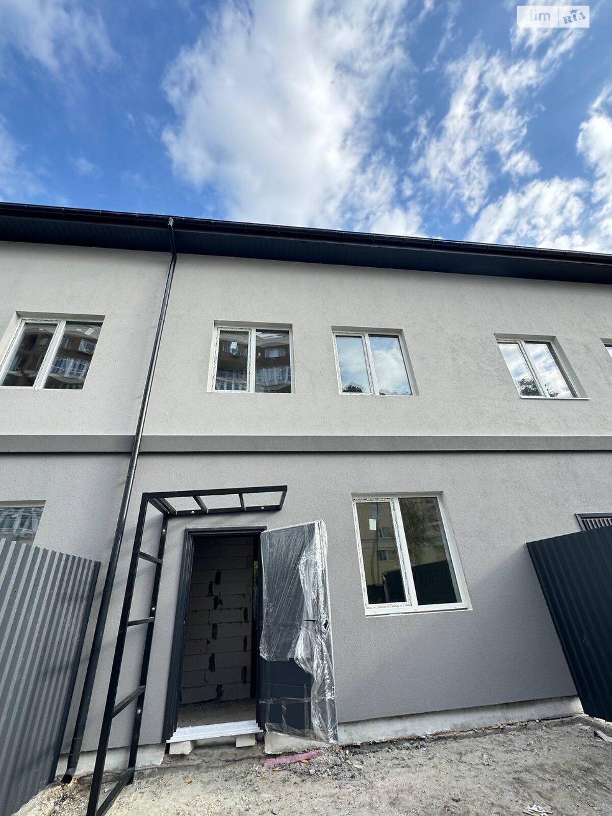 одноповерховий будинок з верандою, 186 кв. м, цегла. Продаж у Забуччі фото 1