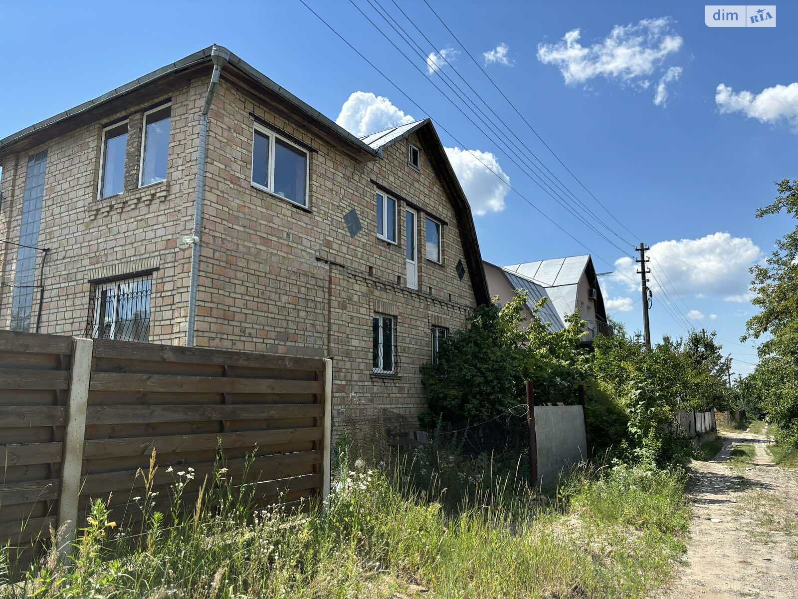 двоповерховий будинок з верандою, 186 кв. м, цегла. Продаж у Забуччі фото 1