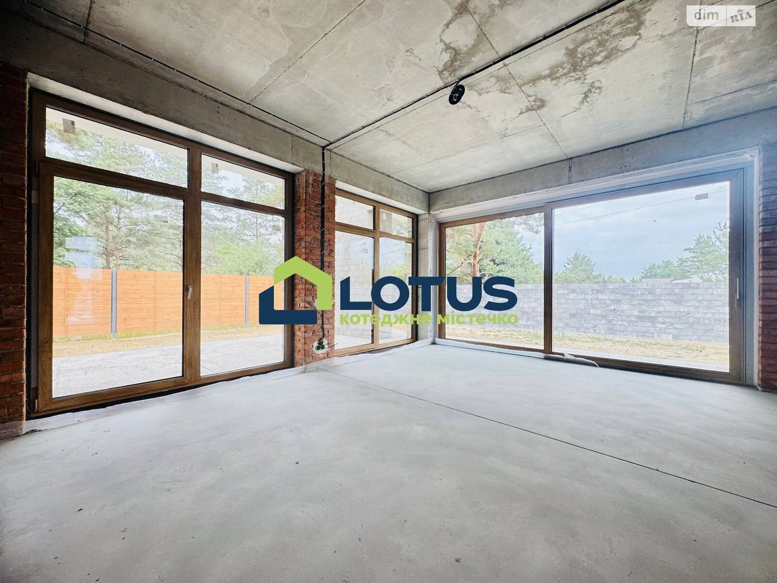 одноэтажный дом с гаражом, 175 кв. м, кирпич. Продажа в Забырье фото 1