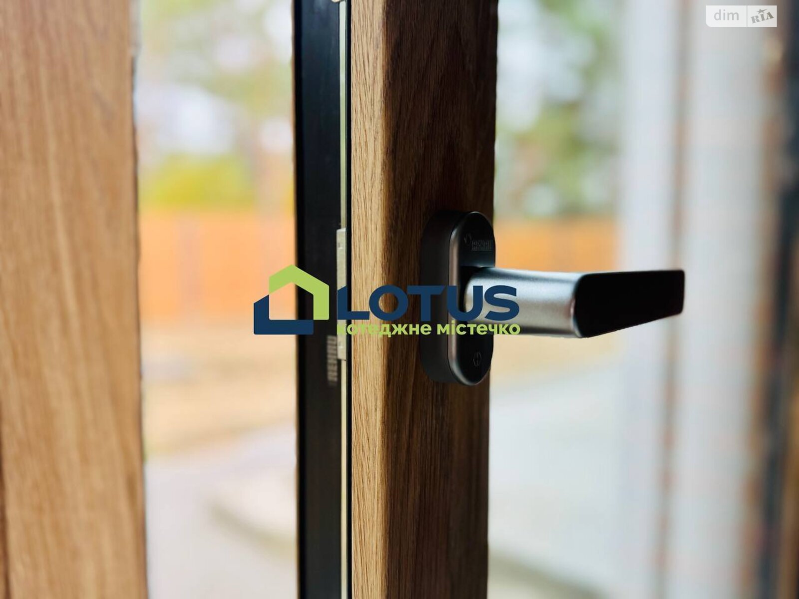 одноэтажный дом с гаражом, 175 кв. м, кирпич. Продажа в Забырье фото 1