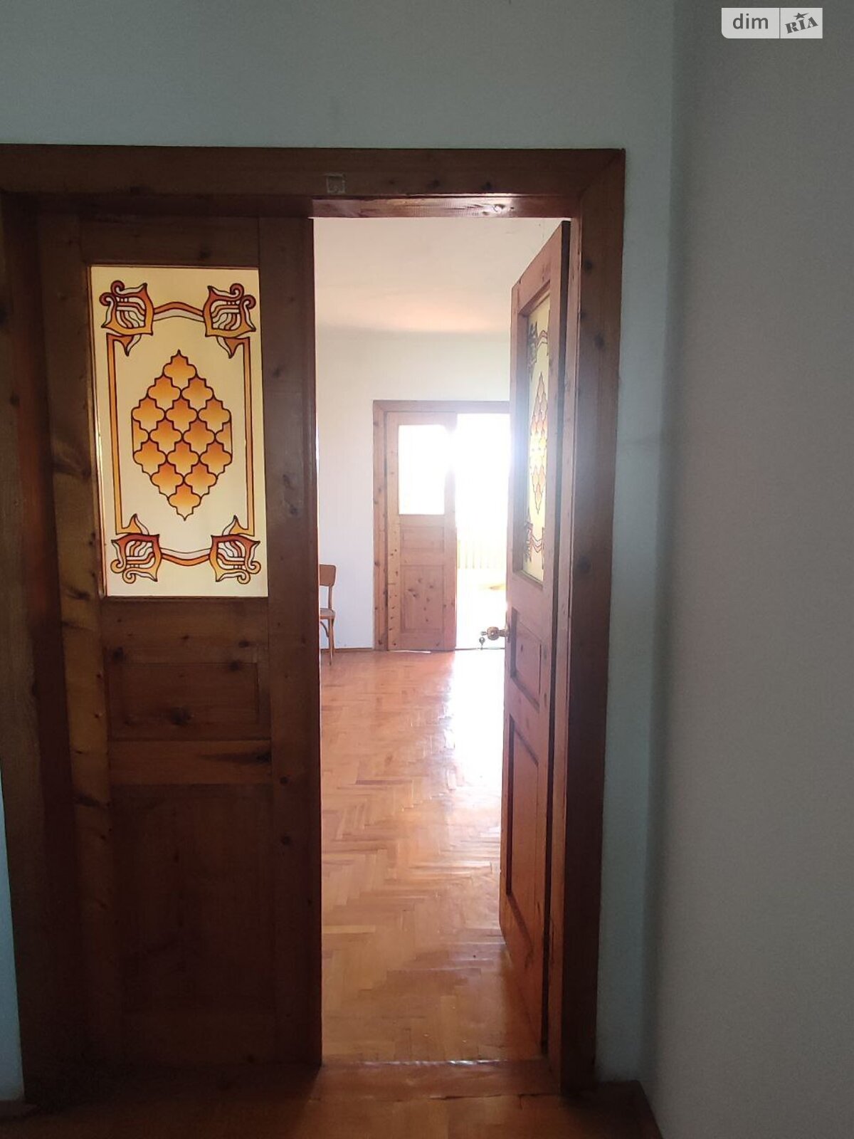 двухэтажный дом с отоплением, 214 кв. м, кирпич. Продажа в Заднестрье район Центр фото 1