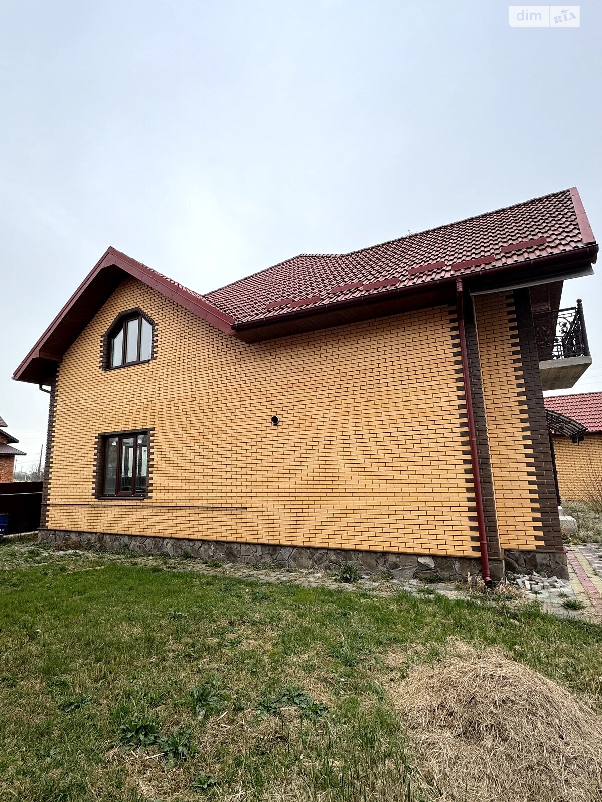 двухэтажный дом с гаражом, 227.1 кв. м, кирпич. Продажа в Загвоздье фото 1