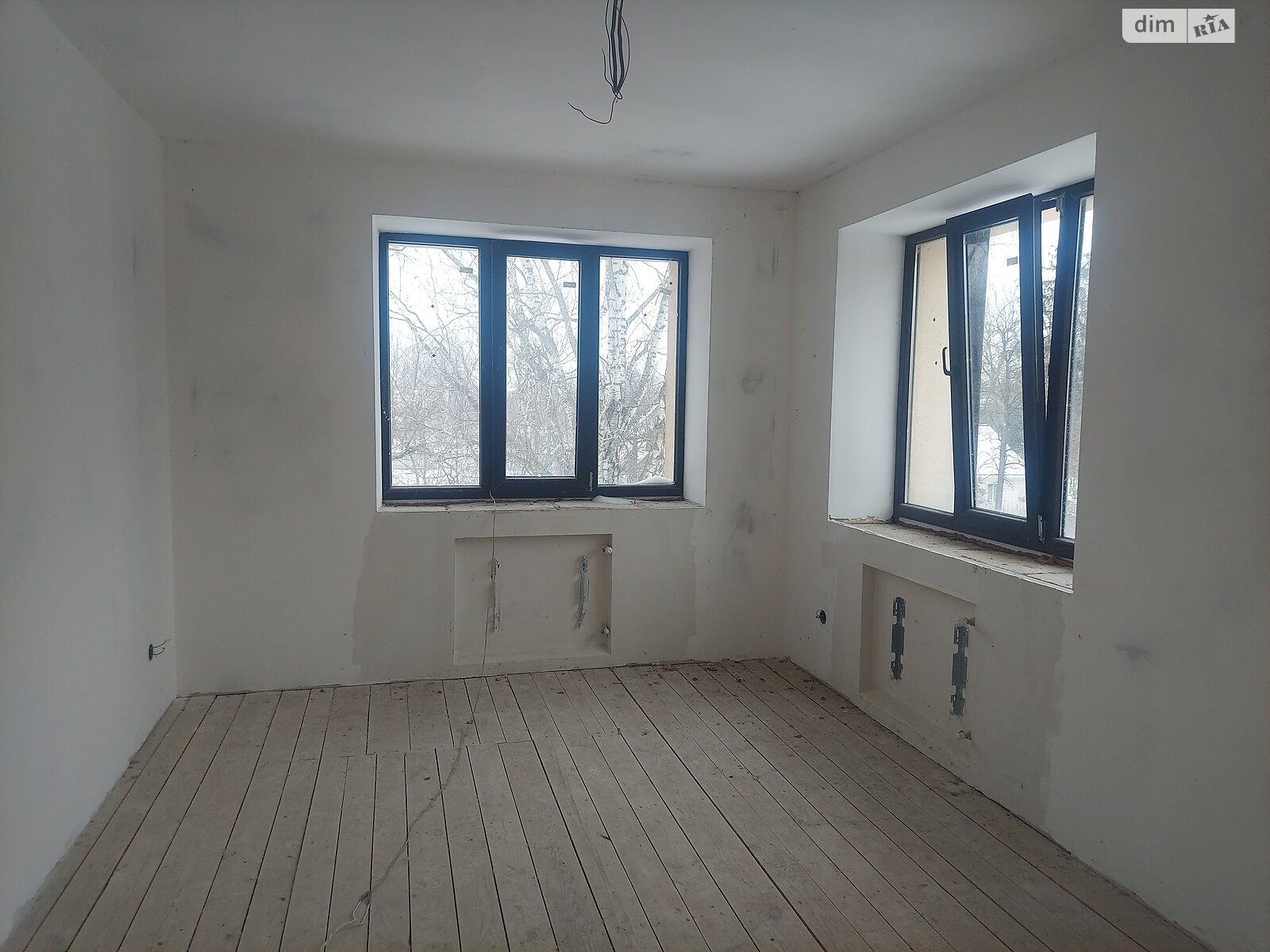 триповерховий будинок з гаражем, 545 кв. м, цегла. Продаж у Зализні фото 1 триповерховий будинок з гаражем, 545 кв. м, цегла. Продаж у Зализні фото 1