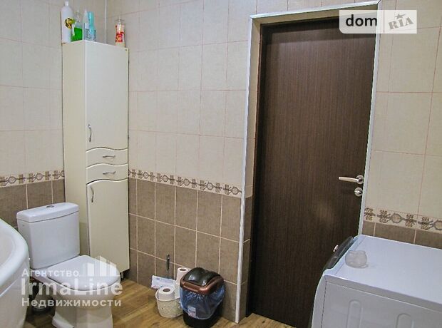 двухэтажный дом с ремонтом, 200 кв. м, кирпич. Продажа в Запорожье район 1-й Шевченковский фото 1 двухэтажный дом с ремонтом, 200 кв. м, кирпич. Продажа в Запорожье район 1-й Шевченковский фото 1
