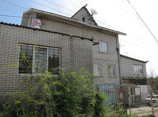 трехэтажный дом с гаражом, 286 кв. м, шлакоблок. Продажа в Запорожье район 1-й Шевченковский фото 1 трехэтажный дом с гаражом, 286 кв. м, шлакоблок. Продажа в Запорожье район 1-й Шевченковский фото 1