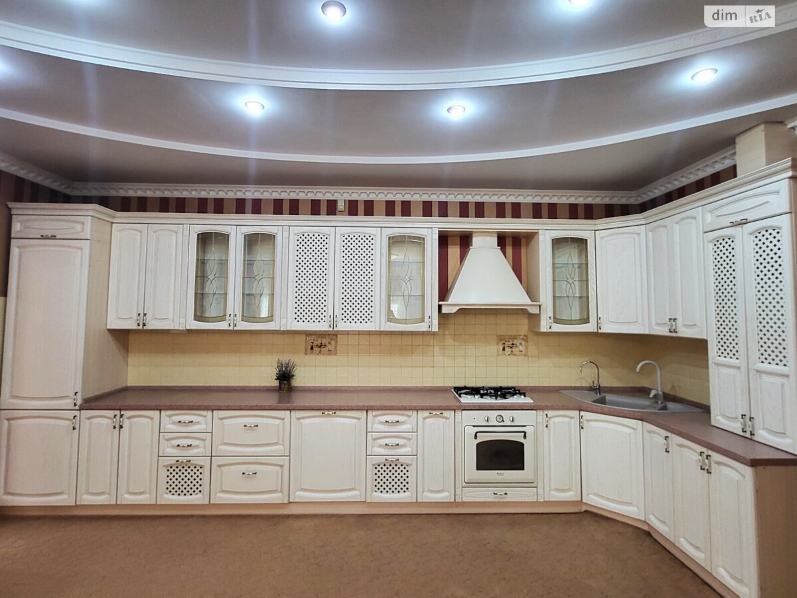 двухэтажный дом с балконом, 245.5 кв. м, кирпич. Продажа в Запорожье район Большой Луг фото 1 двухэтажный дом с балконом, 245.5 кв. м, кирпич. Продажа в Запорожье район Большой Луг фото 1