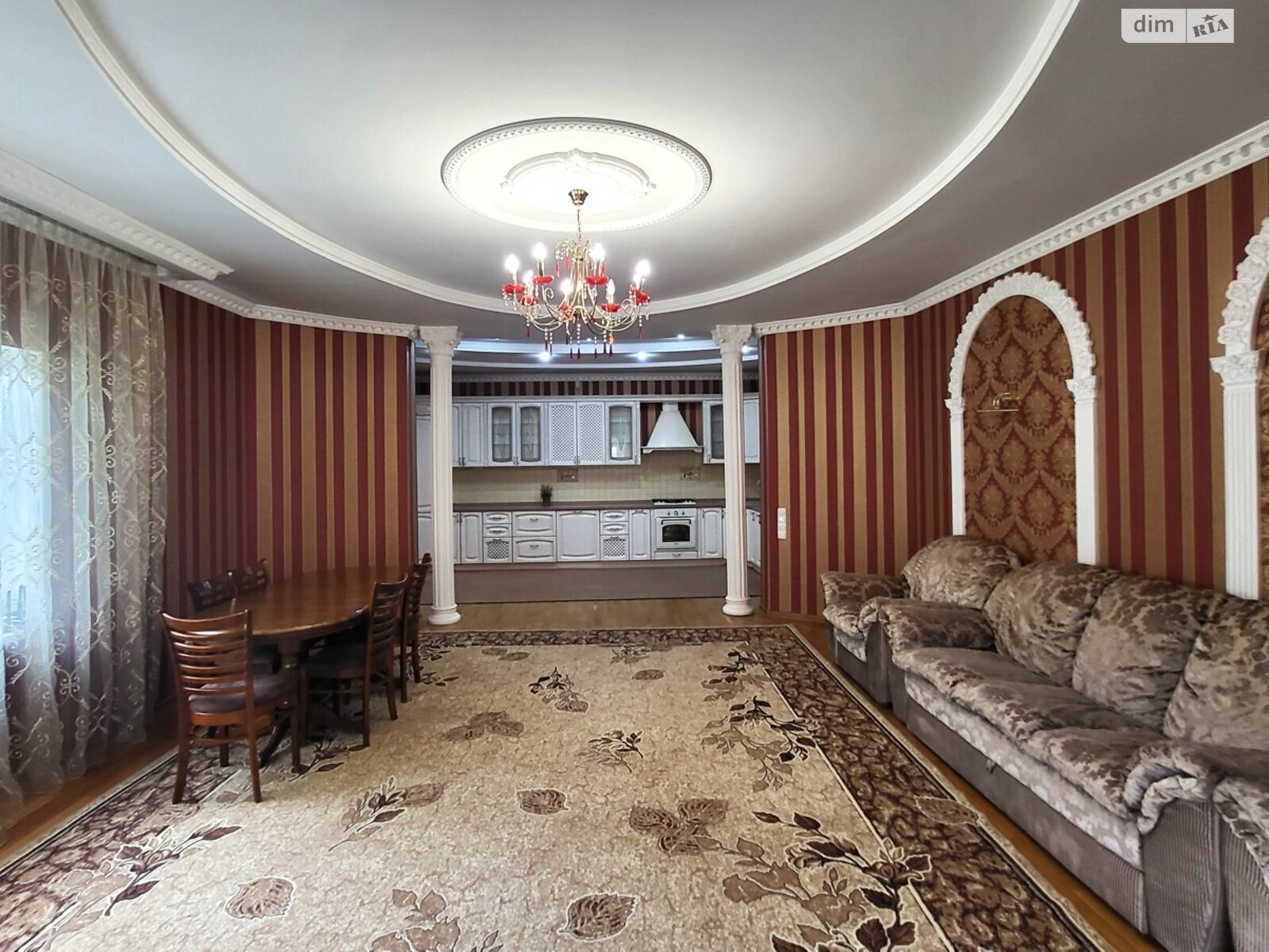 двухэтажный дом с балконом, 245.5 кв. м, кирпич. Продажа в Запорожье район Большой Луг фото 1 двухэтажный дом с балконом, 245.5 кв. м, кирпич. Продажа в Запорожье район Большой Луг фото 1