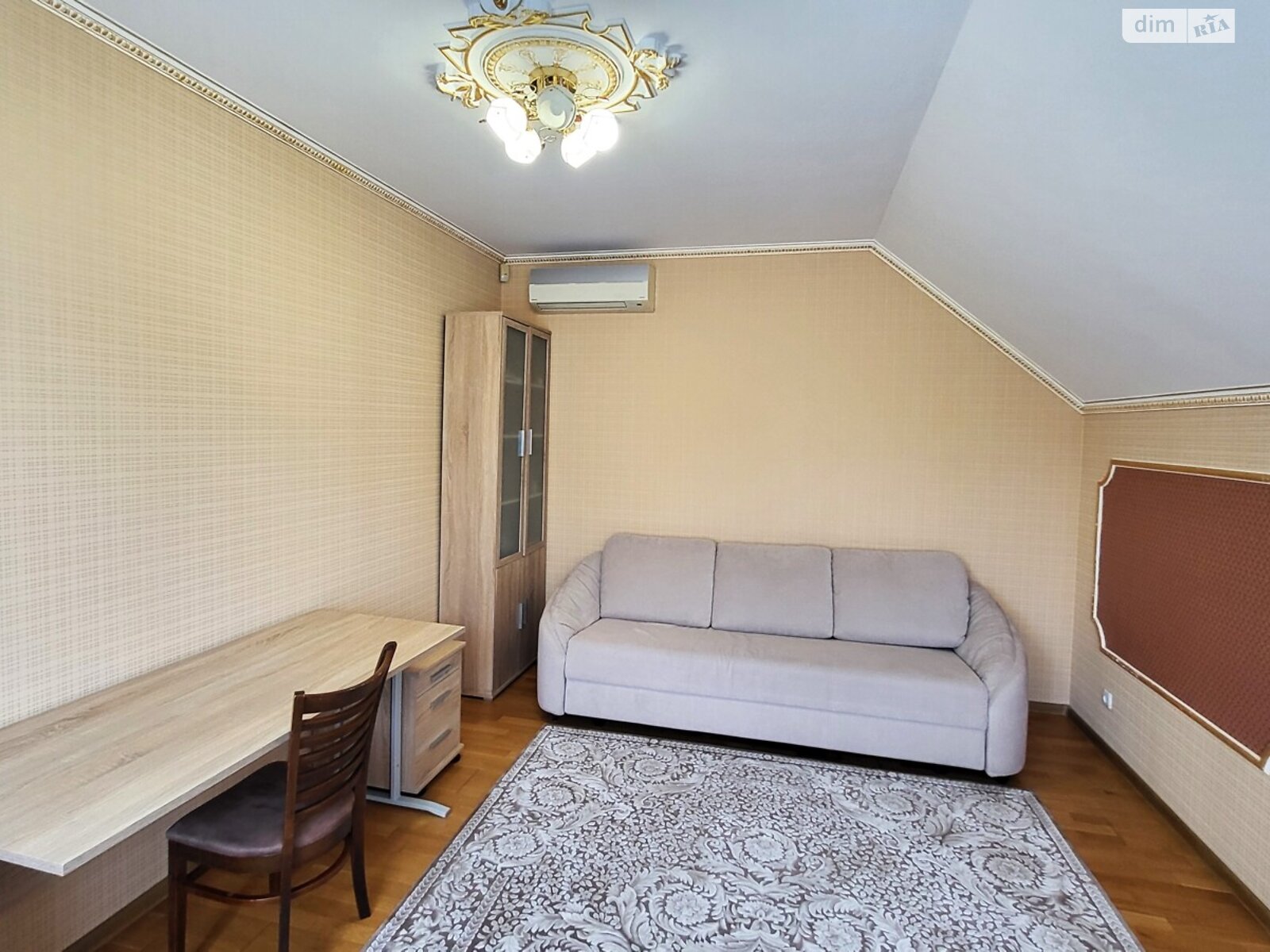 двухэтажный дом с балконом, 245.5 кв. м, кирпич. Продажа в Запорожье район Большой Луг фото 1 двухэтажный дом с балконом, 245.5 кв. м, кирпич. Продажа в Запорожье район Большой Луг фото 1