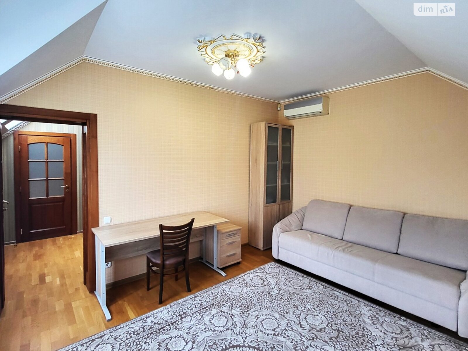 двухэтажный дом с балконом, 245.5 кв. м, кирпич. Продажа в Запорожье район Большой Луг фото 1 двухэтажный дом с балконом, 245.5 кв. м, кирпич. Продажа в Запорожье район Большой Луг фото 1