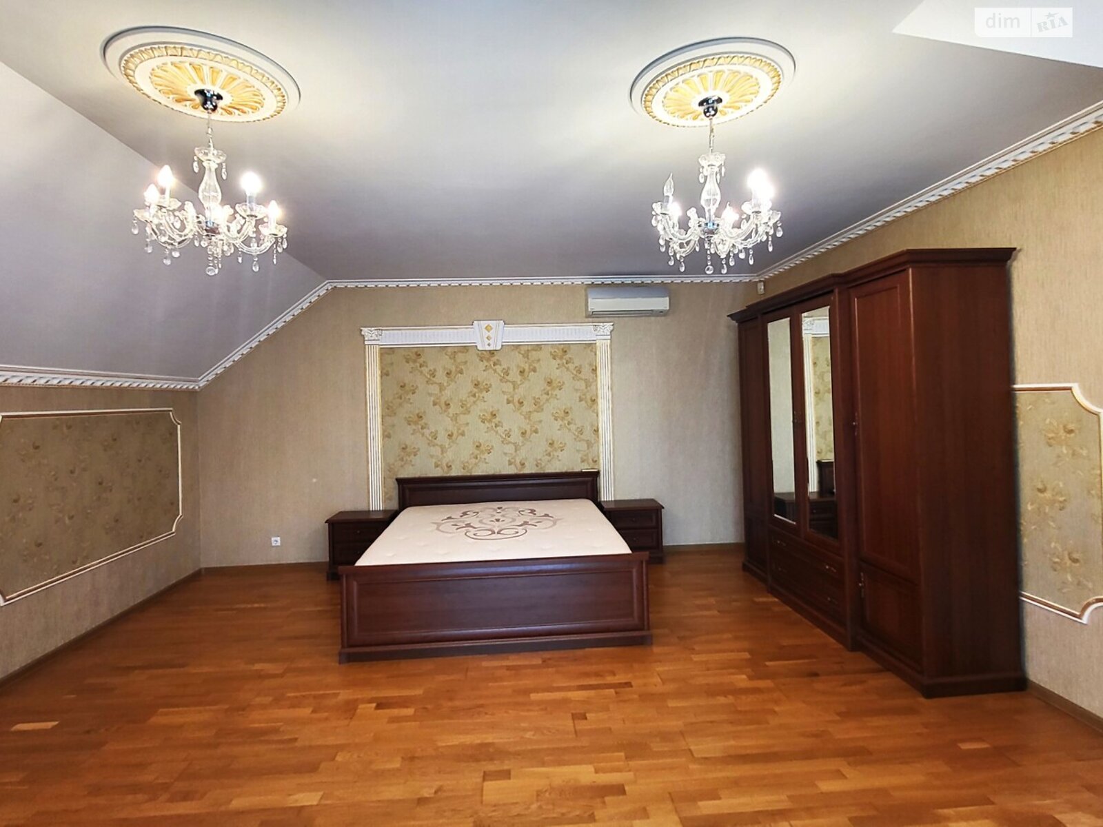 двухэтажный дом с балконом, 245.5 кв. м, кирпич. Продажа в Запорожье район Большой Луг фото 1 двухэтажный дом с балконом, 245.5 кв. м, кирпич. Продажа в Запорожье район Большой Луг фото 1