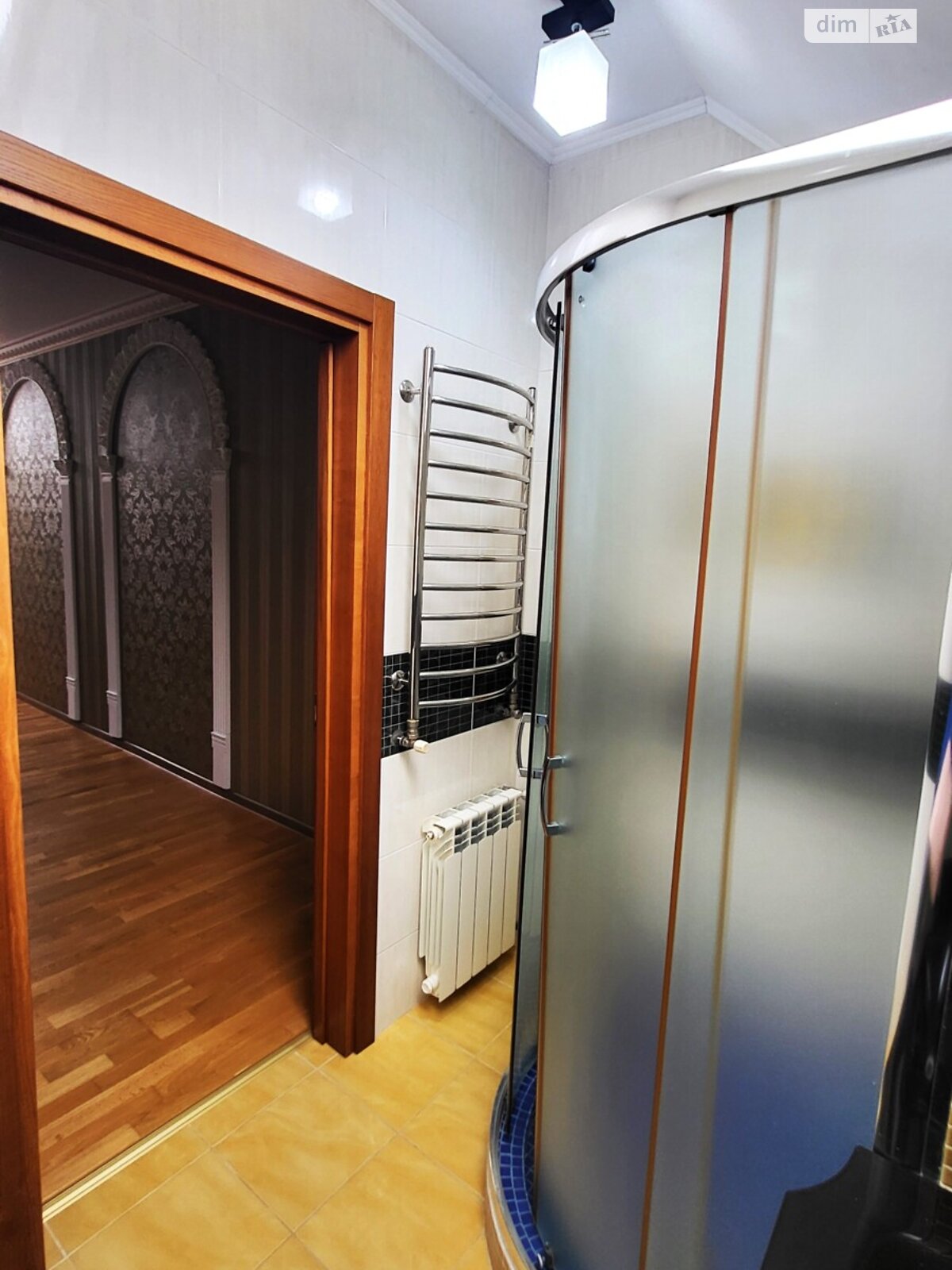 двухэтажный дом с балконом, 245.5 кв. м, кирпич. Продажа в Запорожье район Большой Луг фото 1 двухэтажный дом с балконом, 245.5 кв. м, кирпич. Продажа в Запорожье район Большой Луг фото 1