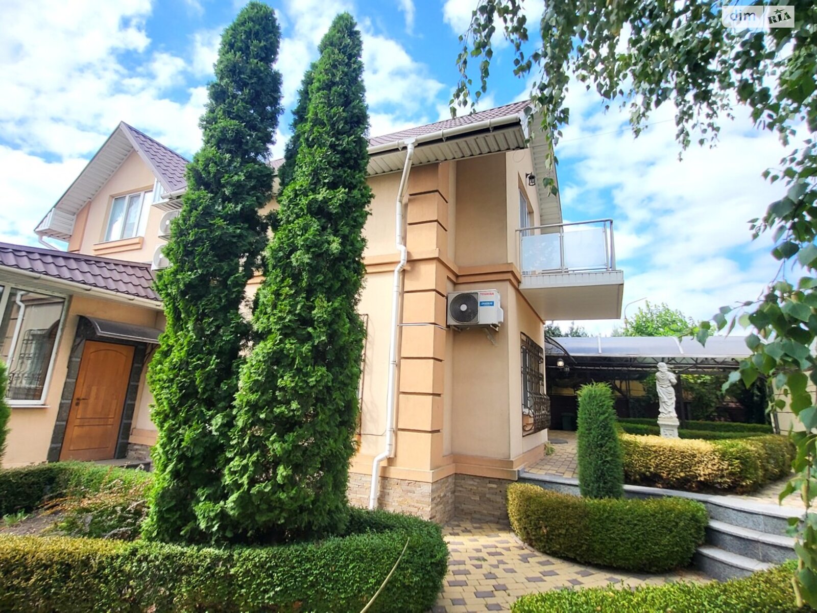 двухэтажный дом с балконом, 245.5 кв. м, кирпич. Продажа в Запорожье район Большой Луг фото 1 двухэтажный дом с балконом, 245.5 кв. м, кирпич. Продажа в Запорожье район Большой Луг фото 1