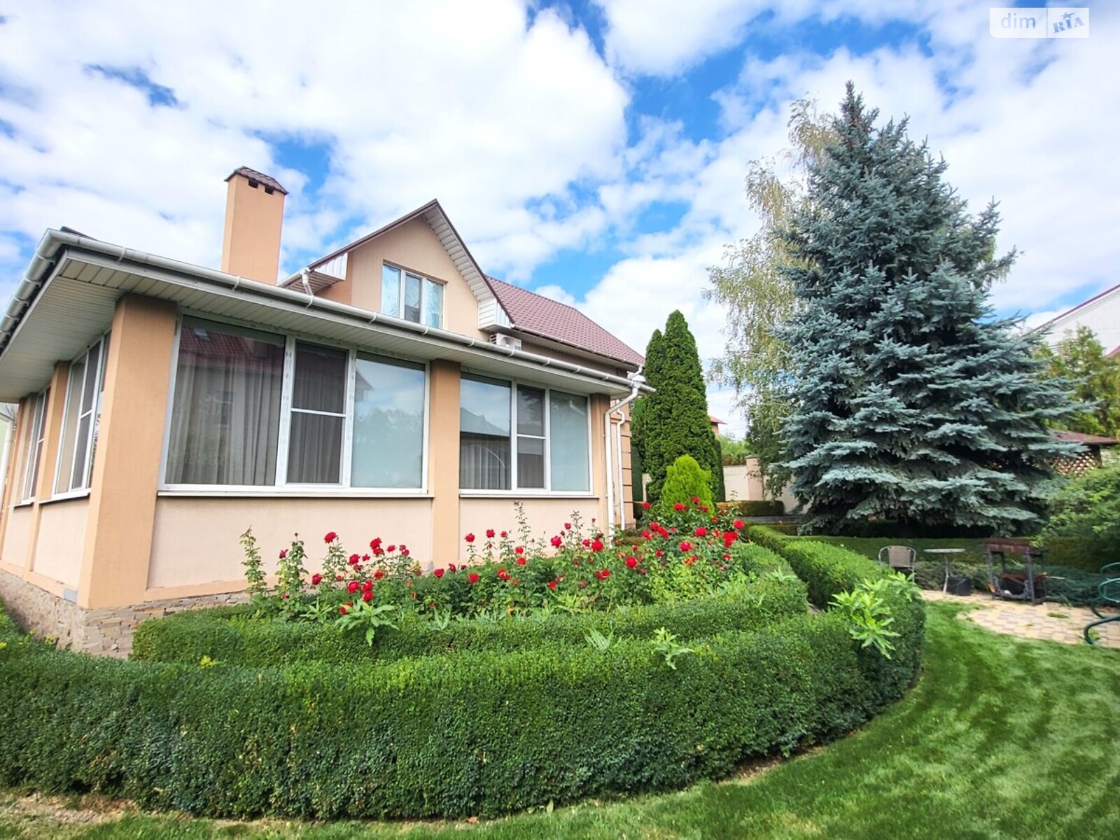 двухэтажный дом с балконом, 245.5 кв. м, кирпич. Продажа в Запорожье район Большой Луг фото 1 двухэтажный дом с балконом, 245.5 кв. м, кирпич. Продажа в Запорожье район Большой Луг фото 1