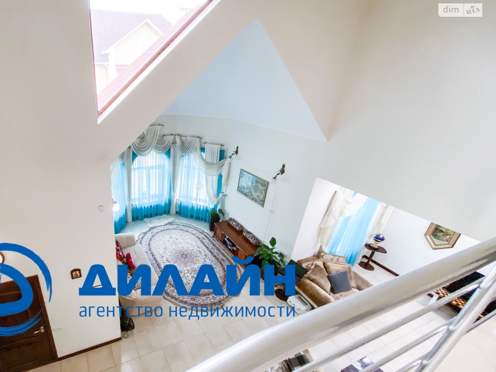 двоповерховий будинок з гаражем, 300 кв. м, цегла. Продаж в Запоріжжі, район Бородинський фото 1