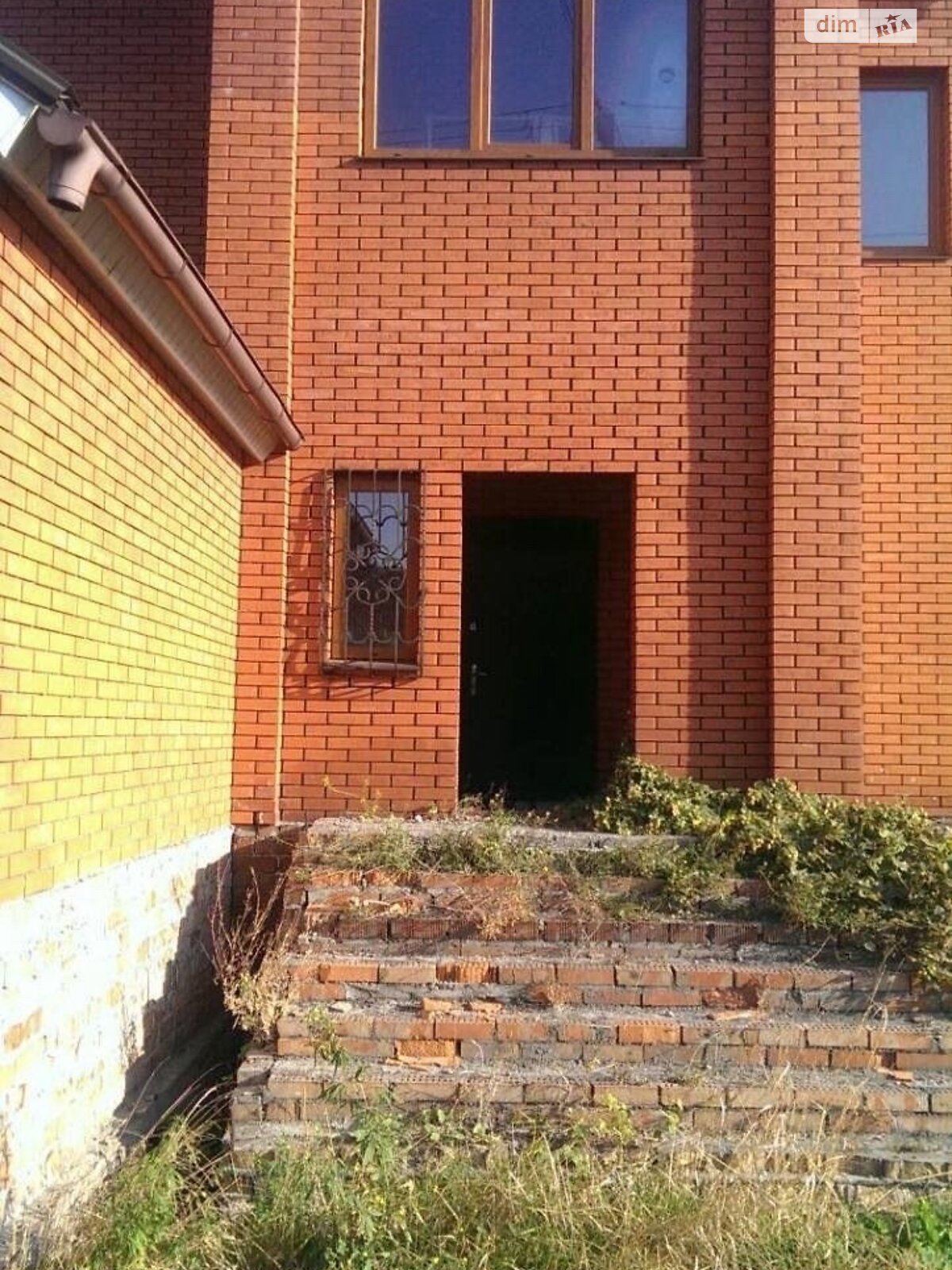 трехэтажный дом, 471 кв. м, кирпич. Продажа в Запорожье район Бородинский фото 1