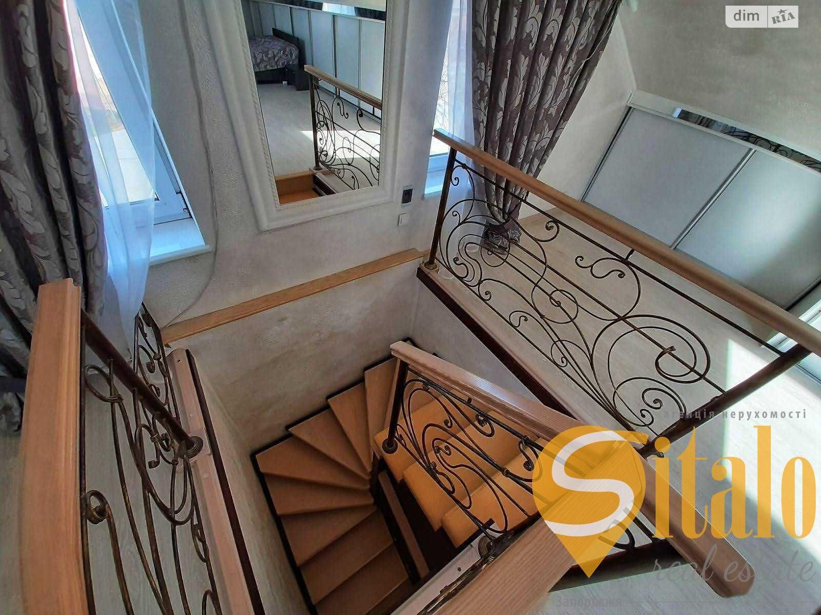 двухэтажный дом без мебели, 124 кв. м, кирпич. Продажа в Запорожье район Днепровский (Ленинский) фото 1 двухэтажный дом без мебели, 124 кв. м, кирпич. Продажа в Запорожье район Днепровский (Ленинский) фото 1