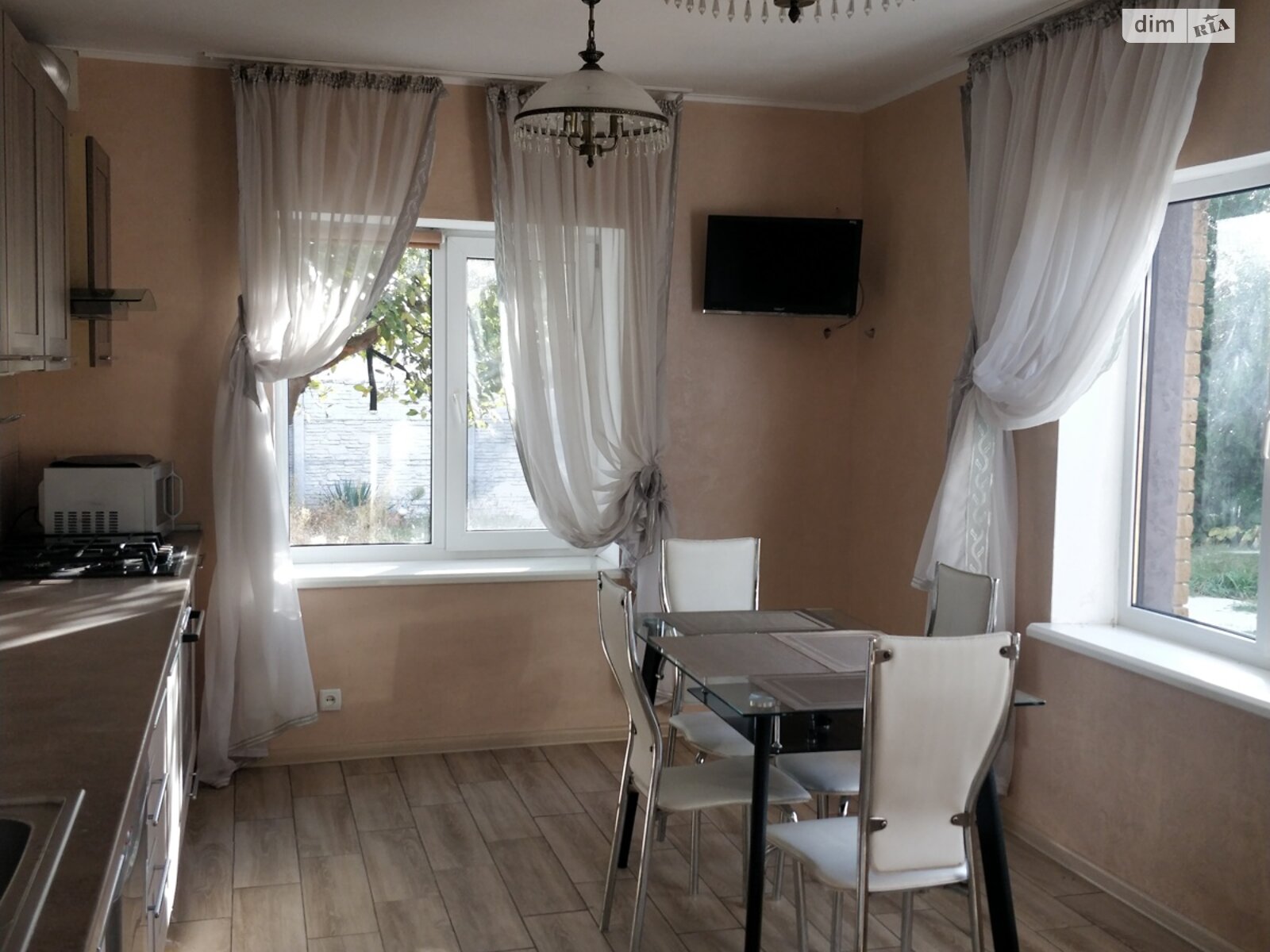 двухэтажный дом без мебели, 124 кв. м, кирпич. Продажа в Запорожье район Днепровский (Ленинский) фото 1 двухэтажный дом без мебели, 124 кв. м, кирпич. Продажа в Запорожье район Днепровский (Ленинский) фото 1