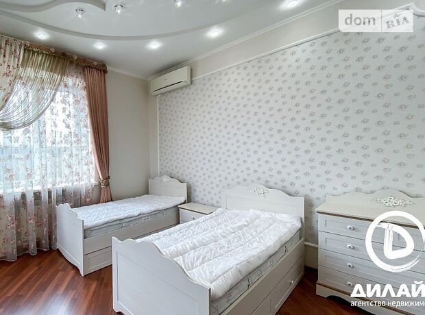 двоповерховий будинок, 272 кв. м, ракушечник (ракушняк). Продаж в Запоріжжі, район Дніпровський (Ленінський) фото 1 двоповерховий будинок, 272 кв. м, ракушечник (ракушняк). Продаж в Запоріжжі, район Дніпровський (Ленінський) фото 1