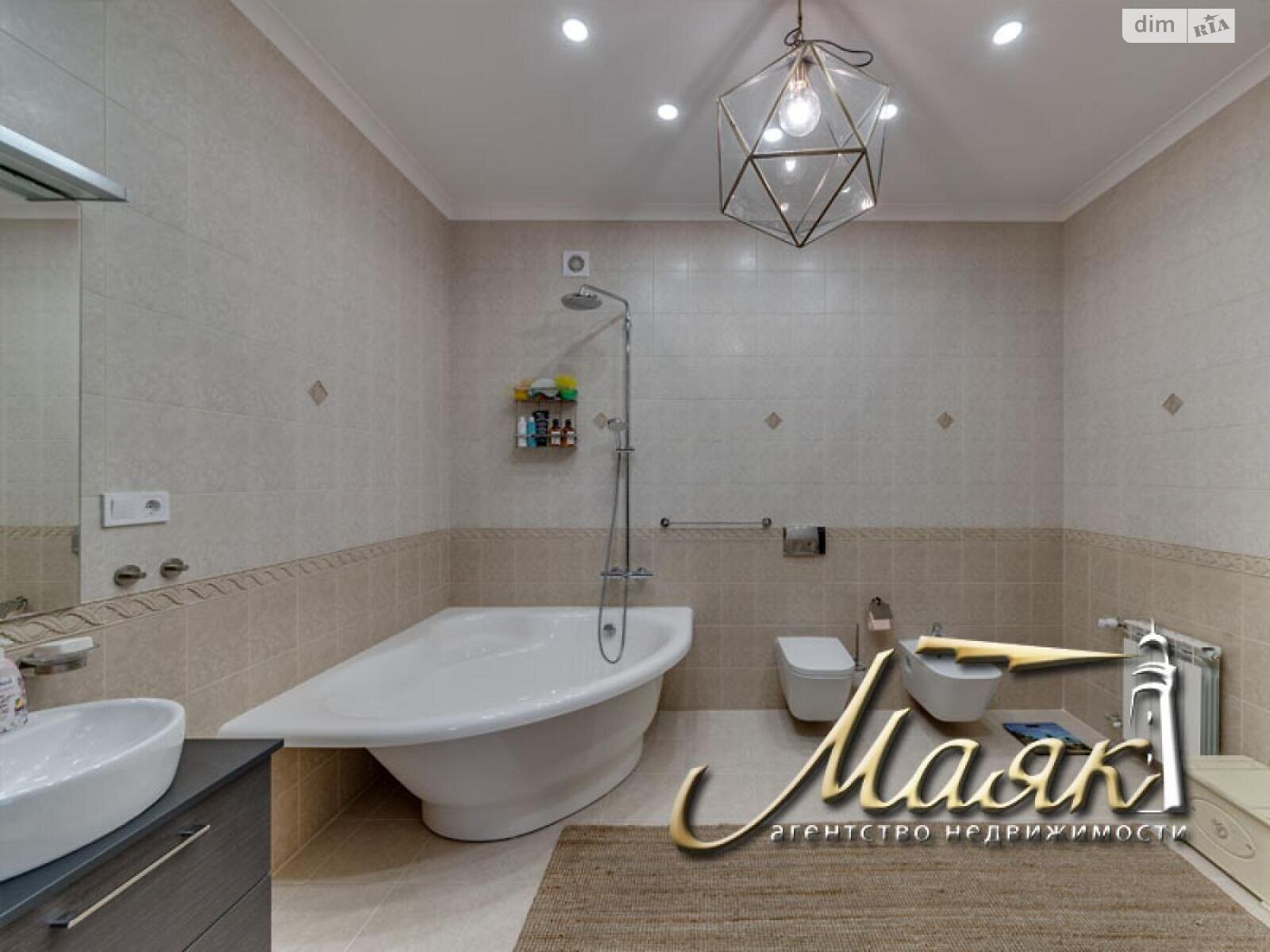 двоповерховий будинок з гаражем, 265 кв. м, цегла. Продаж в Запоріжжі, район Дніпровський (Ленінський) фото 1 двоповерховий будинок з гаражем, 265 кв. м, цегла. Продаж в Запоріжжі, район Дніпровський (Ленінський) фото 1