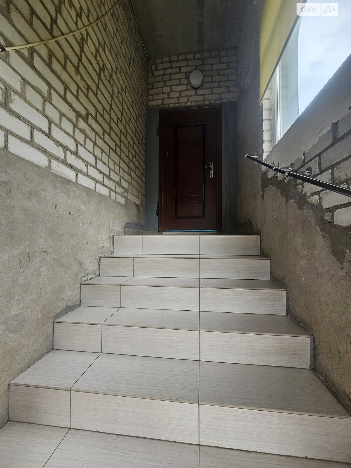 трехэтажный дом, 250 кв. м, кирпич. Продажа в Запорожье район Днепровский (Ленинский) фото 1 трехэтажный дом, 250 кв. м, кирпич. Продажа в Запорожье район Днепровский (Ленинский) фото 1