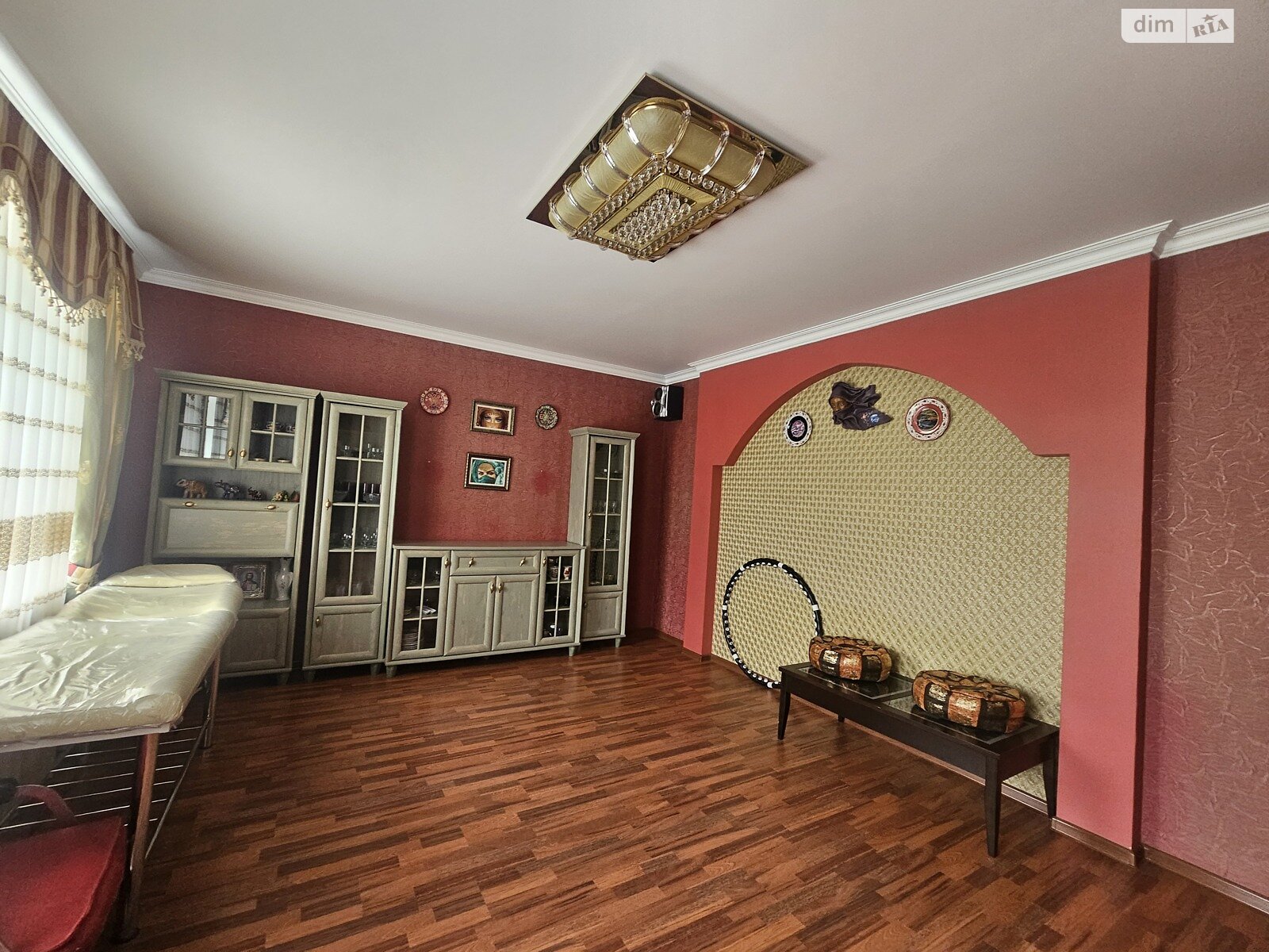 трехэтажный дом, 250 кв. м, кирпич. Продажа в Запорожье район Днепровский (Ленинский) фото 1 трехэтажный дом, 250 кв. м, кирпич. Продажа в Запорожье район Днепровский (Ленинский) фото 1