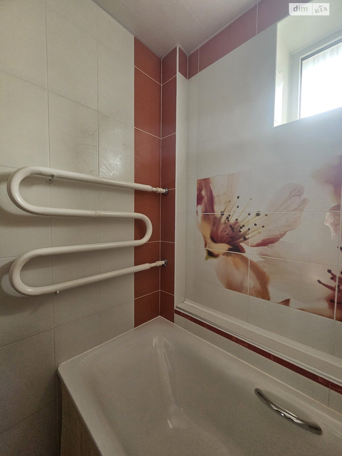 трехэтажный дом, 250 кв. м, кирпич. Продажа в Запорожье район Днепровский (Ленинский) фото 1 трехэтажный дом, 250 кв. м, кирпич. Продажа в Запорожье район Днепровский (Ленинский) фото 1