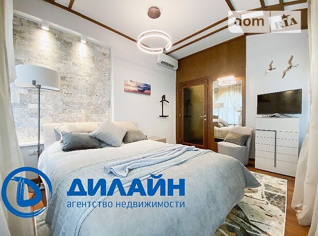 двухэтажный дом с террасой, 358 кв. м, кирпич. Продажа в Запорожье район Днепровский (Ленинский) фото 1 двухэтажный дом с террасой, 358 кв. м, кирпич. Продажа в Запорожье район Днепровский (Ленинский) фото 1