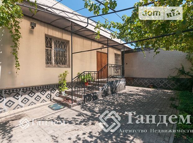 двухэтажный дом с садом, 280 кв. м, кирпич. Продажа в Запорожье район Днепровский (Ленинский) фото 1 двухэтажный дом с садом, 280 кв. м, кирпич. Продажа в Запорожье район Днепровский (Ленинский) фото 1