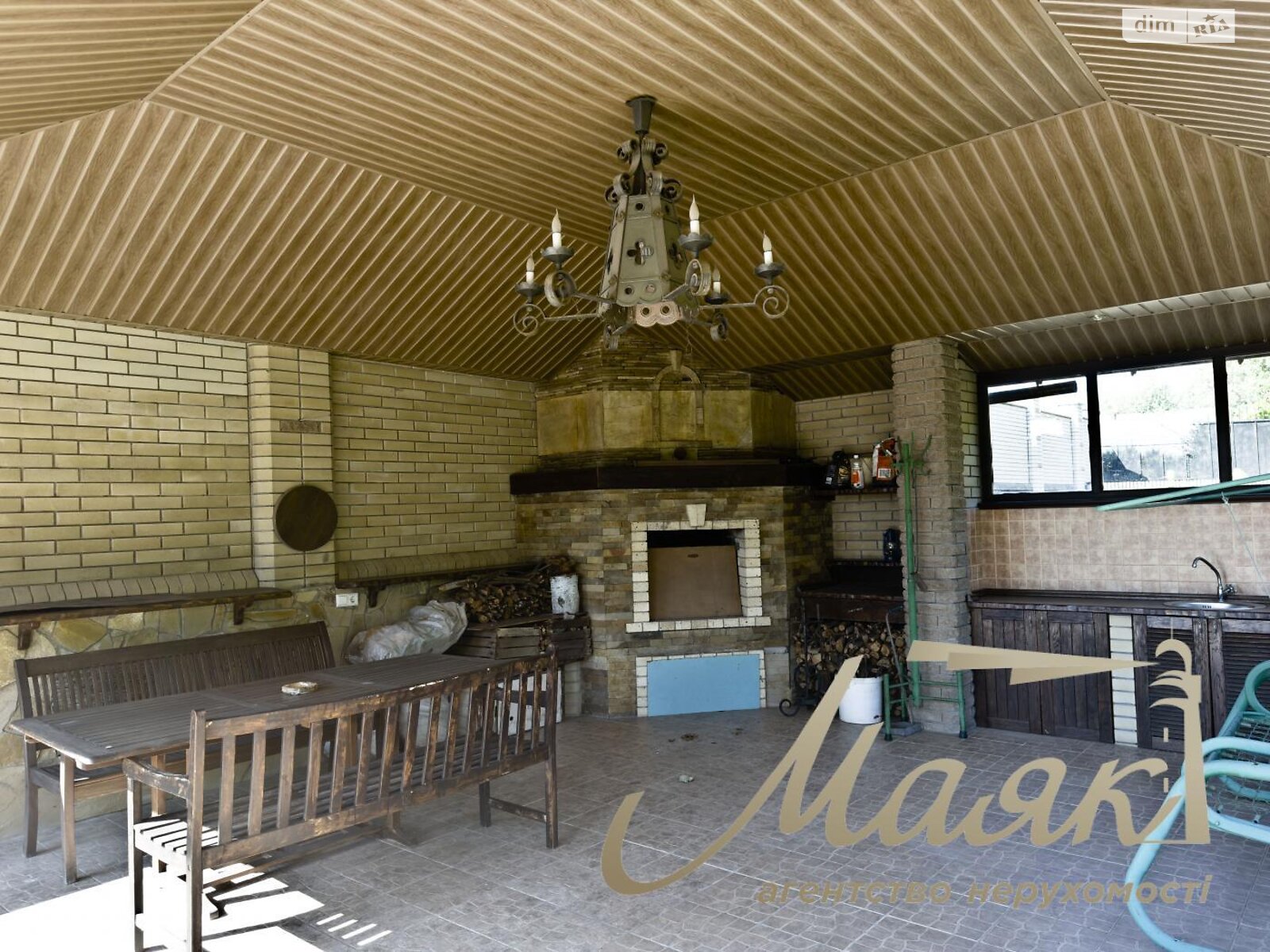 двоповерховий будинок з балконом, 350 кв. м, цегла. Продаж в Запоріжжі, район Дніпровський (Ленінський) фото 1 двоповерховий будинок з балконом, 350 кв. м, цегла. Продаж в Запоріжжі, район Дніпровський (Ленінський) фото 1