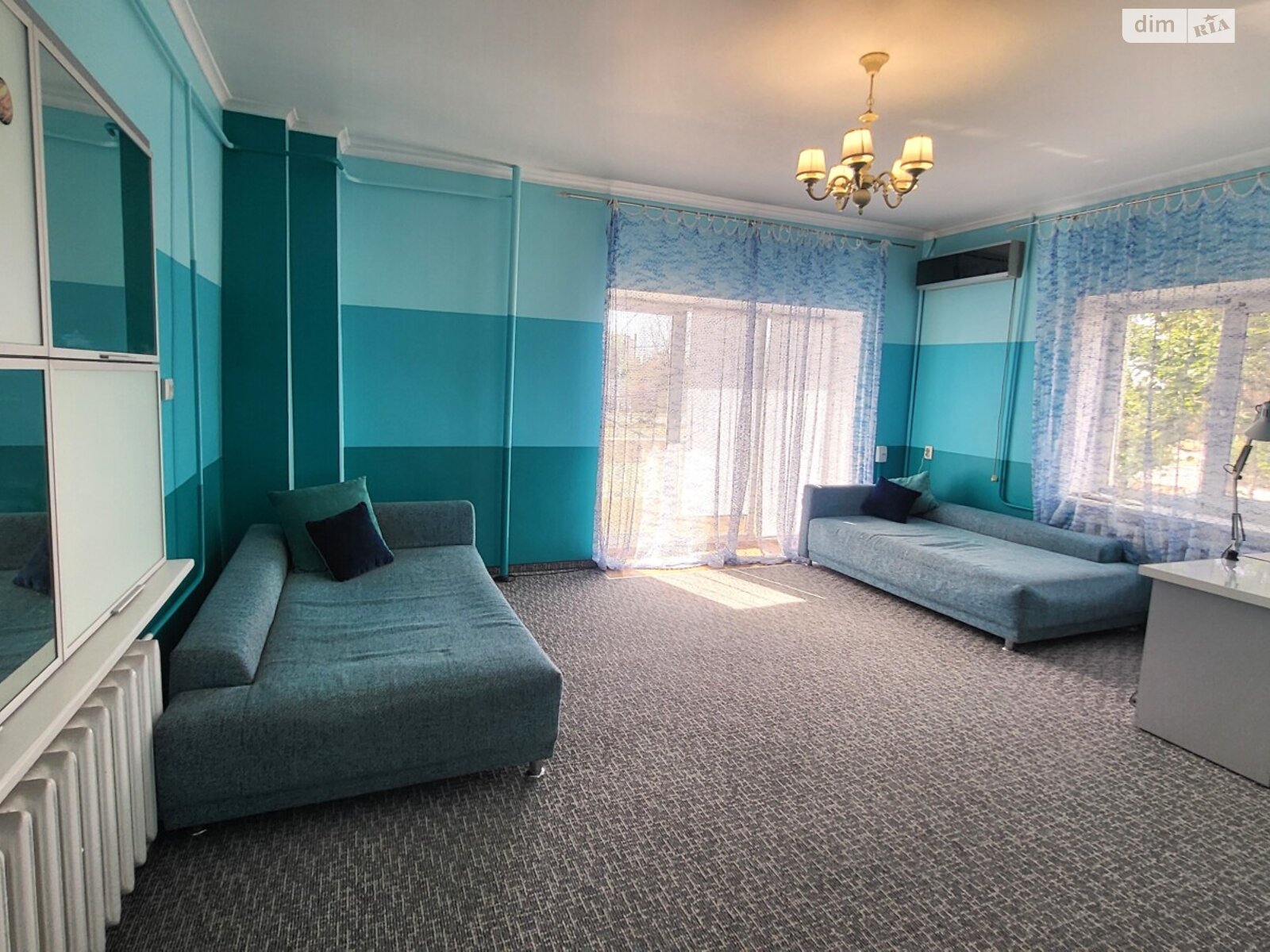 триповерховий будинок з балконом, 471 кв. м, цегла. Продаж в Запоріжжі, район Дніпровський (Ленінський) фото 1