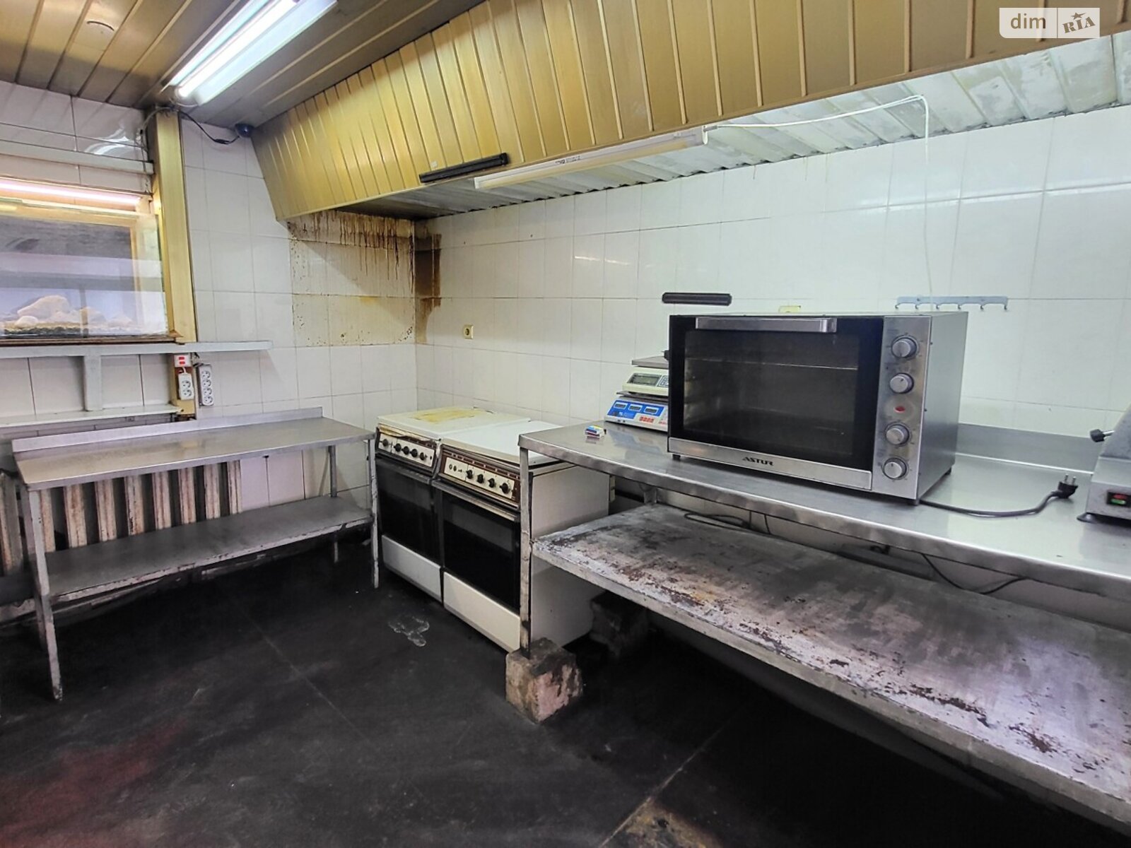 триповерховий будинок з балконом, 471 кв. м, цегла. Продаж в Запоріжжі, район Дніпровський (Ленінський) фото 1