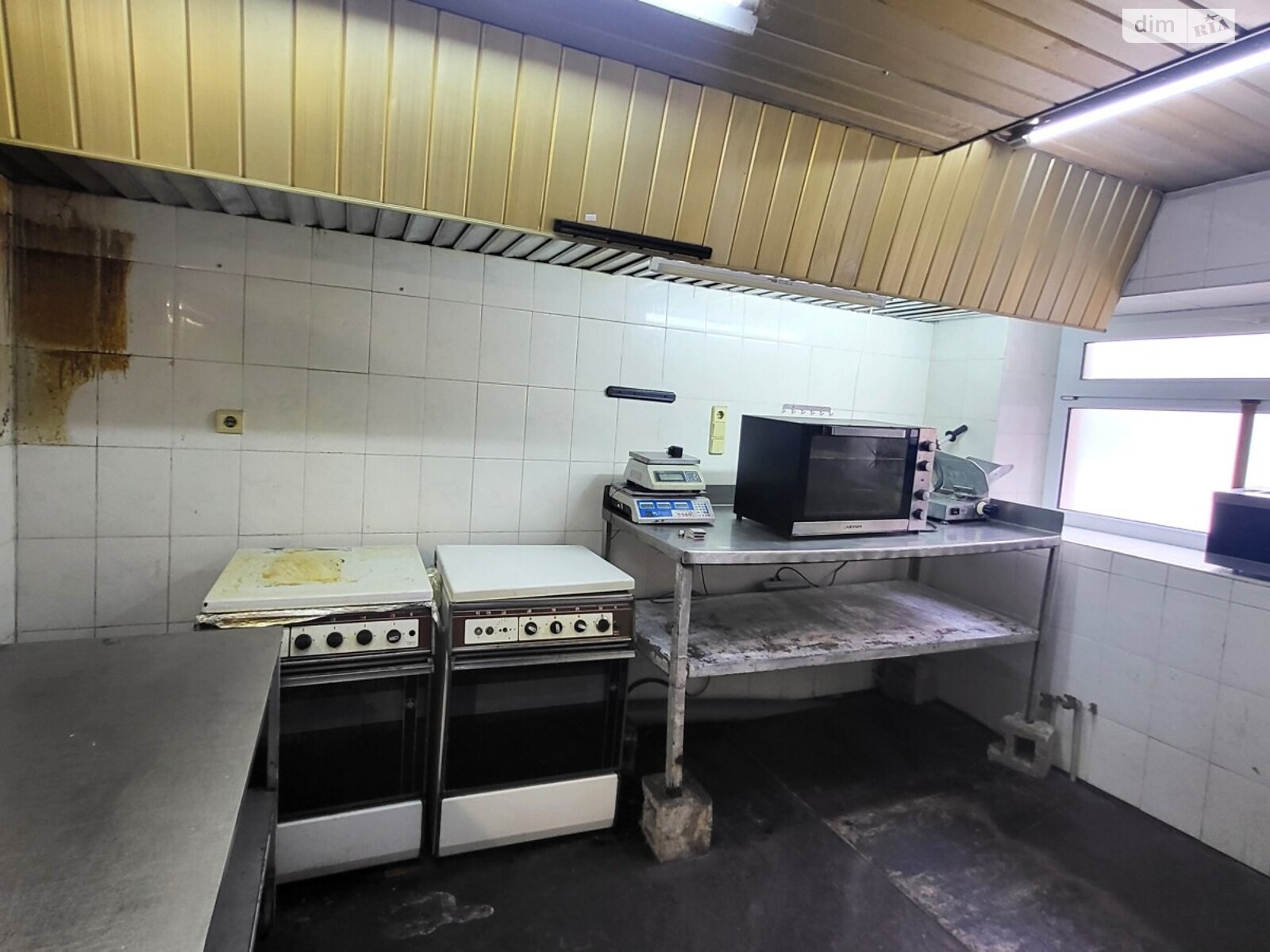 триповерховий будинок з балконом, 471 кв. м, цегла. Продаж в Запоріжжі, район Дніпровський (Ленінський) фото 1