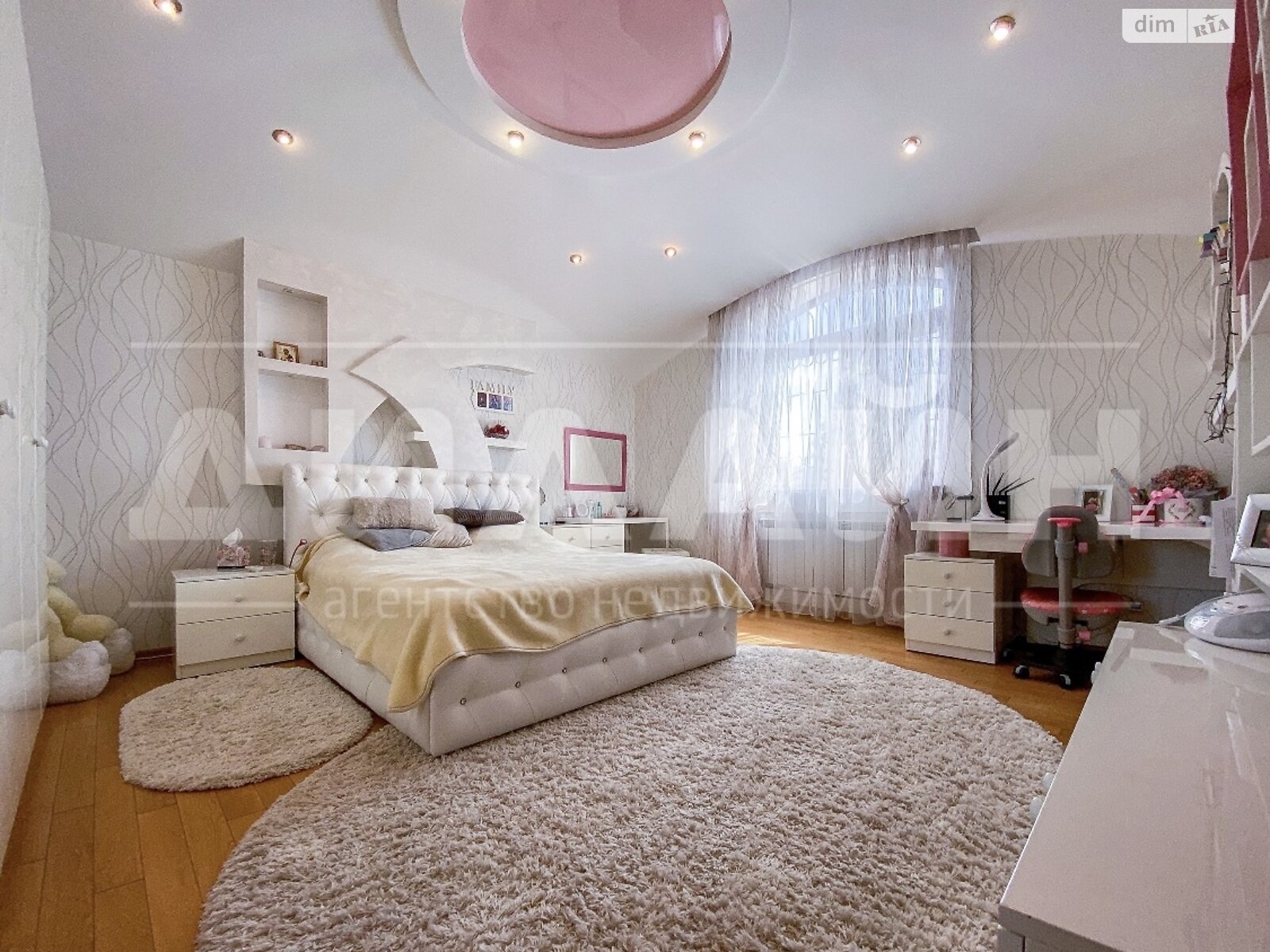 двоповерховий будинок з гаражем, 235 кв. м, кирпич. Продаж в Запоріжжі, район Дніпровський (Ленінський) фото 1 двоповерховий будинок з гаражем, 235 кв. м, кирпич. Продаж в Запоріжжі, район Дніпровський (Ленінський) фото 1