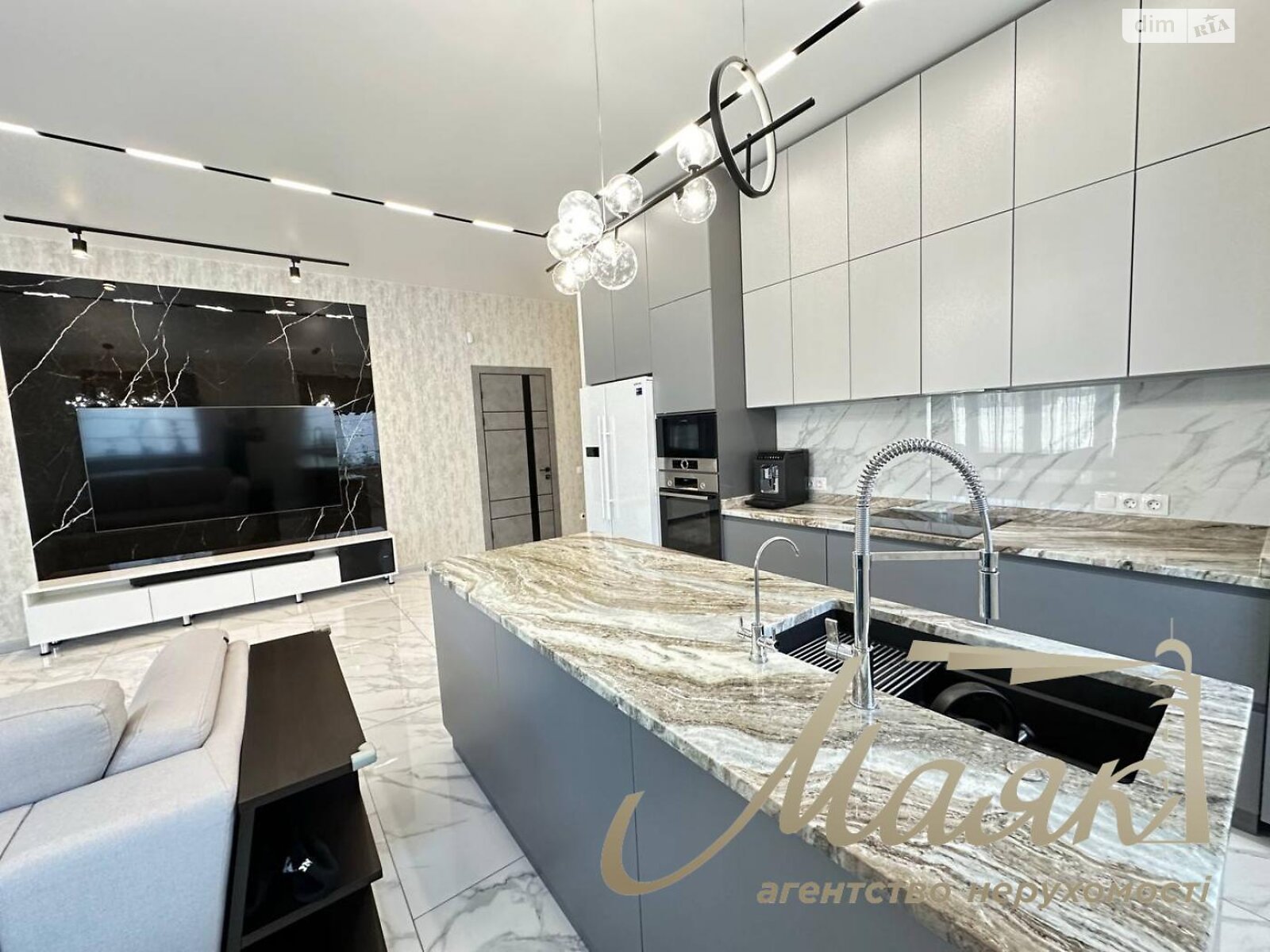 одноповерховий будинок з опаленням, 180 кв. м, керамічний блок. Продаж в Запоріжжі, район Дніпровський (Ленінський) фото 1 одноповерховий будинок з опаленням, 180 кв. м, керамічний блок. Продаж в Запоріжжі, район Дніпровський (Ленінський) фото 1