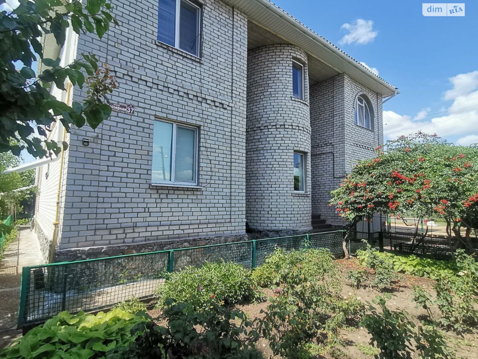 двоповерховий будинок з верандою, 360 кв. м, цегла. Продаж в Запоріжжі, район Дніпровський (Ленінський) фото 1 двоповерховий будинок з верандою, 360 кв. м, цегла. Продаж в Запоріжжі, район Дніпровський (Ленінський) фото 1