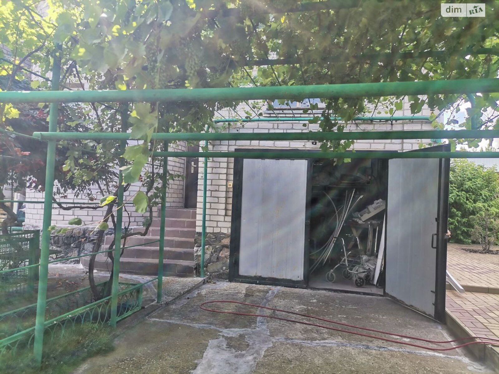 двоповерховий будинок з верандою, 360 кв. м, цегла. Продаж в Запоріжжі, район Дніпровський (Ленінський) фото 1 двоповерховий будинок з верандою, 360 кв. м, цегла. Продаж в Запоріжжі, район Дніпровський (Ленінський) фото 1