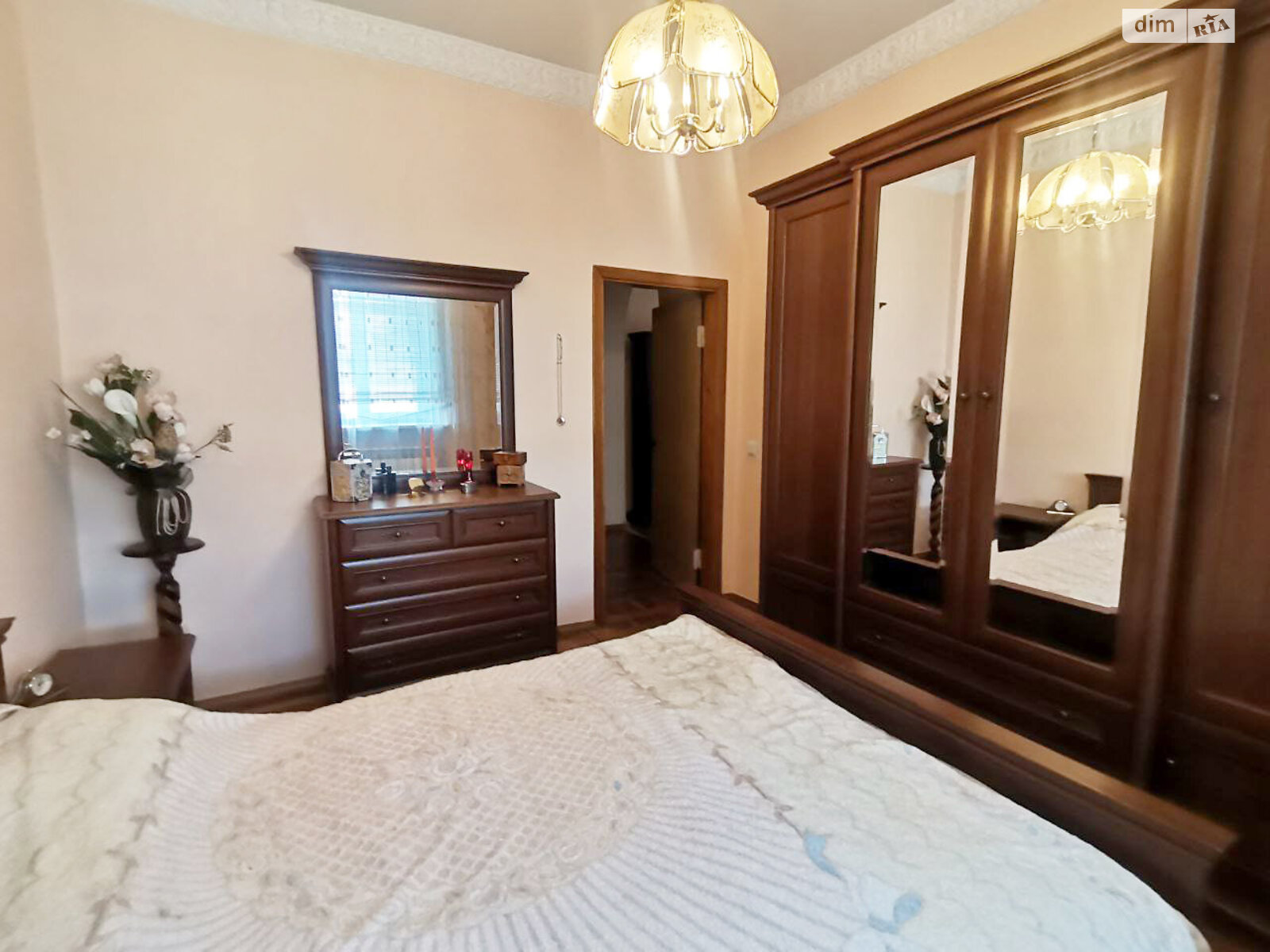 двоповерховий будинок з верандою, 360 кв. м, цегла. Продаж в Запоріжжі, район Дніпровський (Ленінський) фото 1 двоповерховий будинок з верандою, 360 кв. м, цегла. Продаж в Запоріжжі, район Дніпровський (Ленінський) фото 1